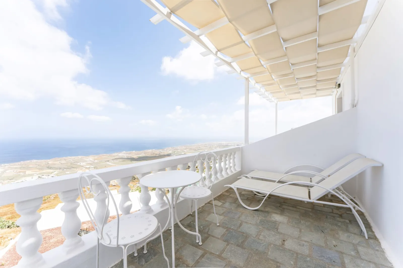 One Bedroom Apartment with Sea View - Phoenix