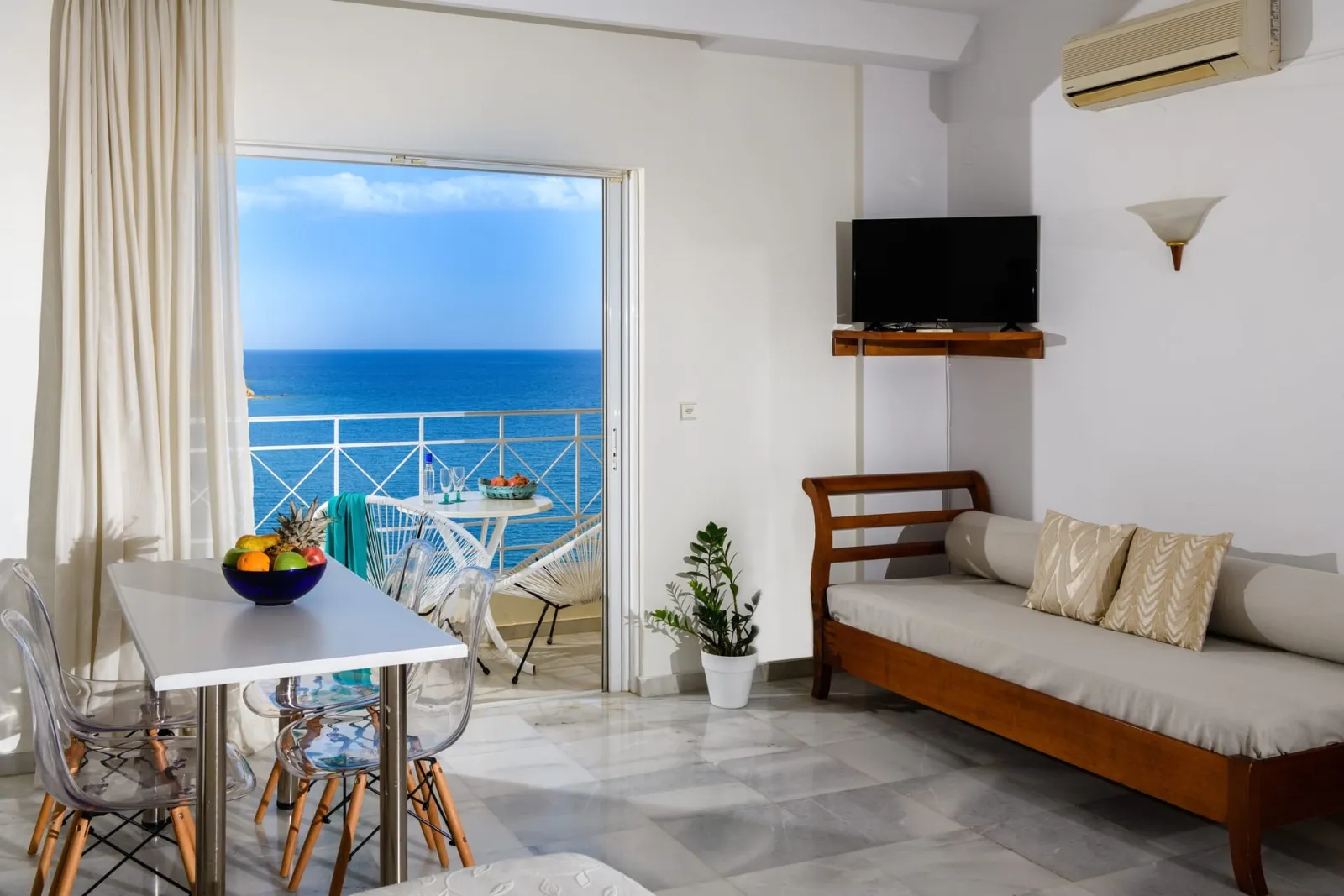 -Superior Suite with Sea View