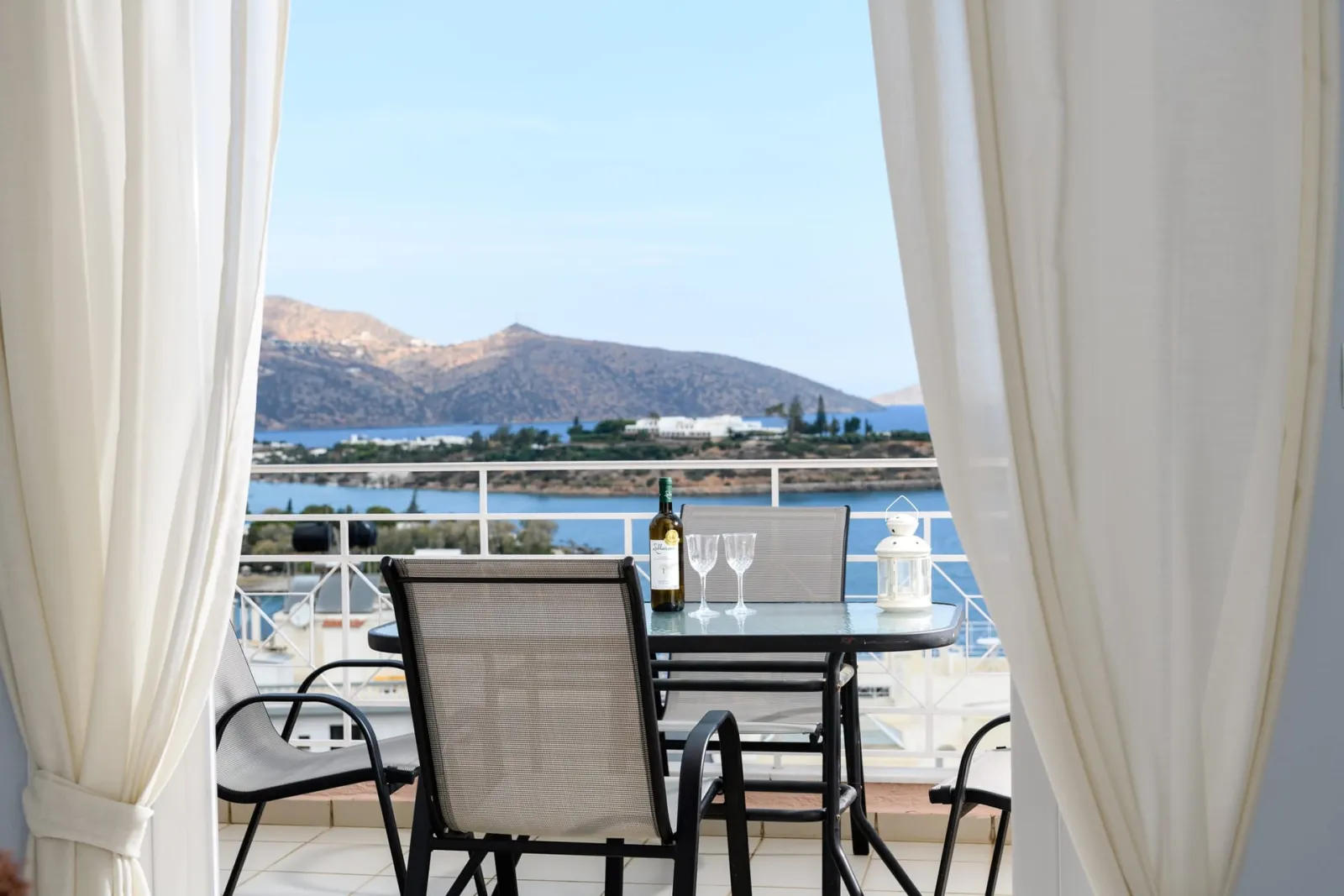 -Executive Suite with Sea View