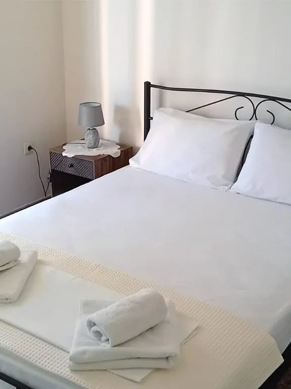 Lena's rooms I Chania Town