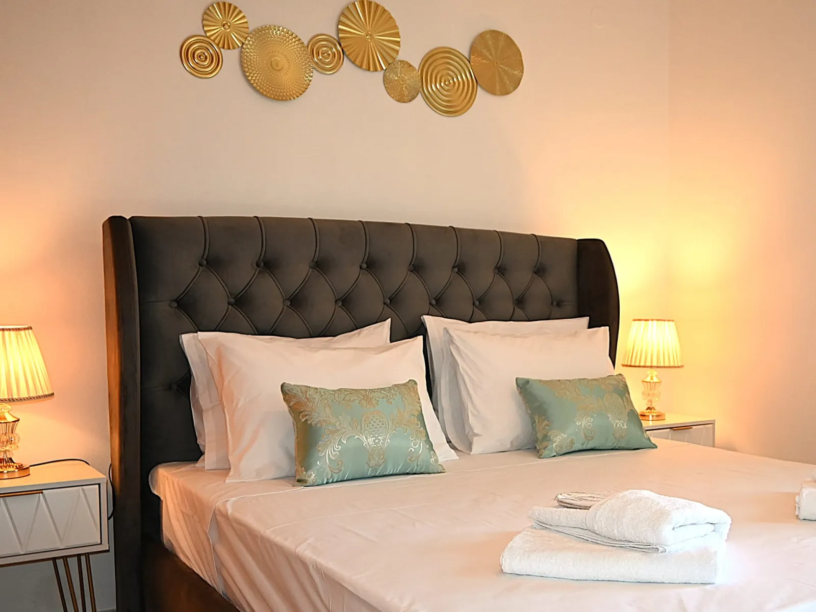 Alirene Home