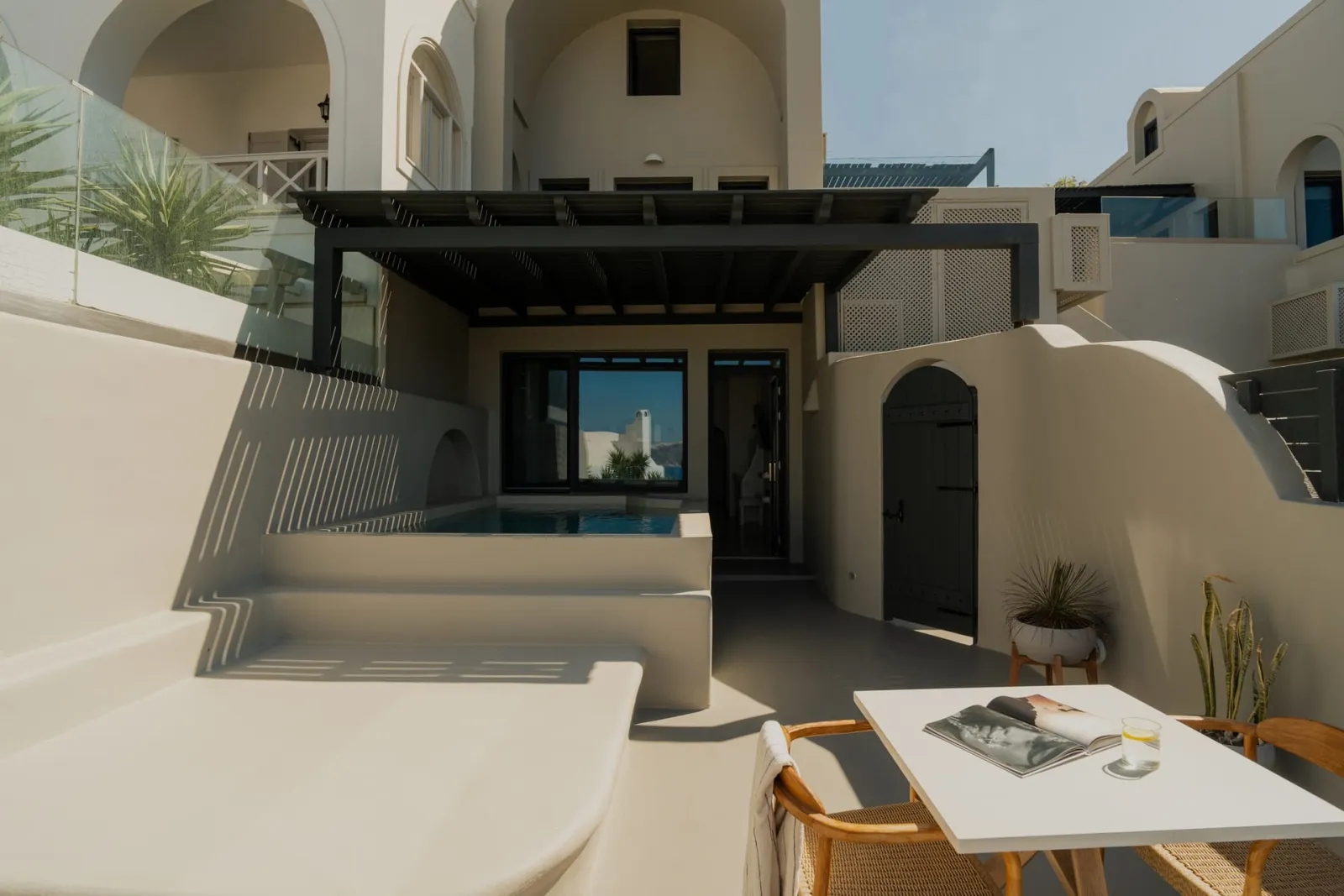 Honeymoon Suite with Private Heated Plunge Pool and Caldera View
