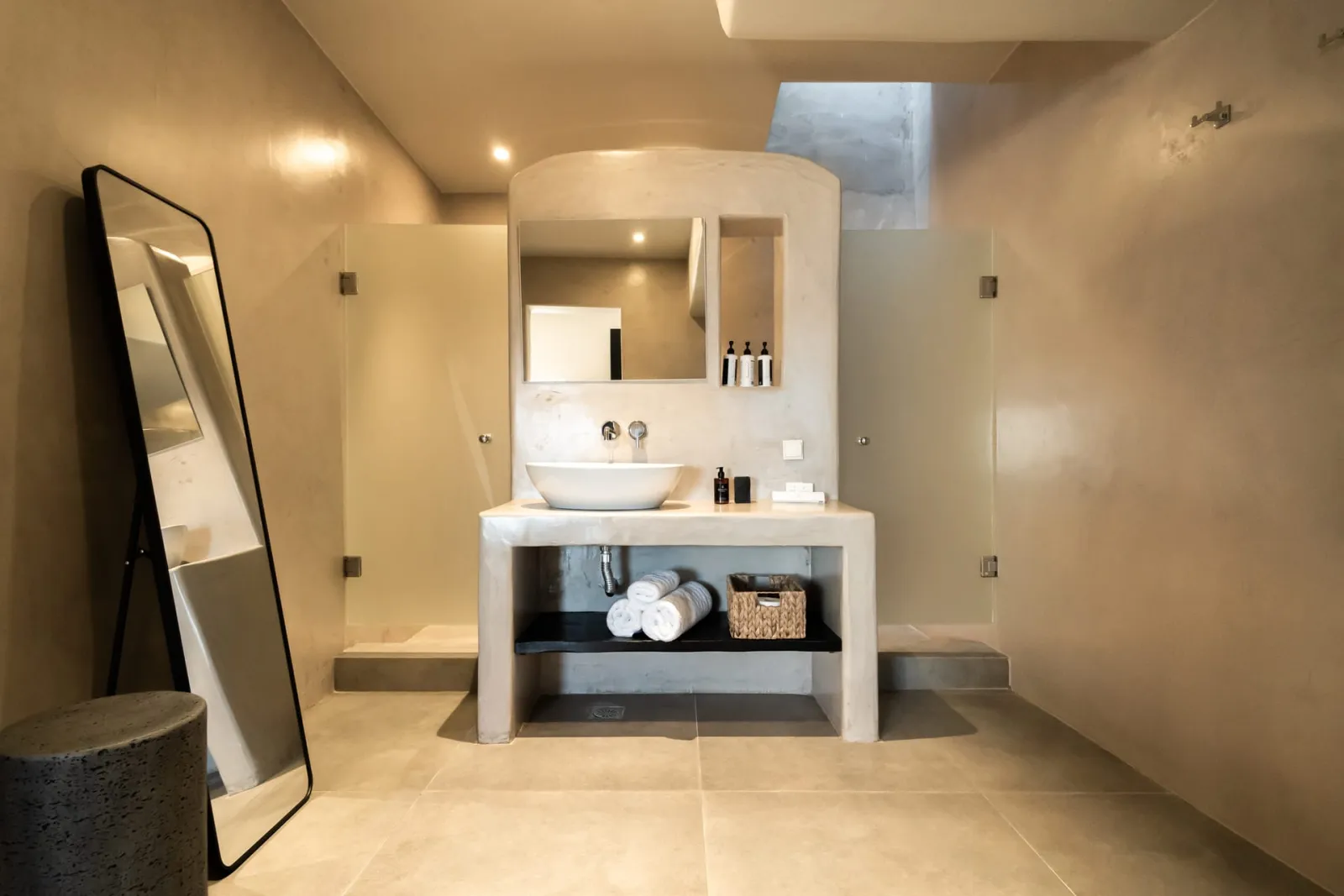 Deluxe Suite with Private Heated Plunge Pool and Caldera View