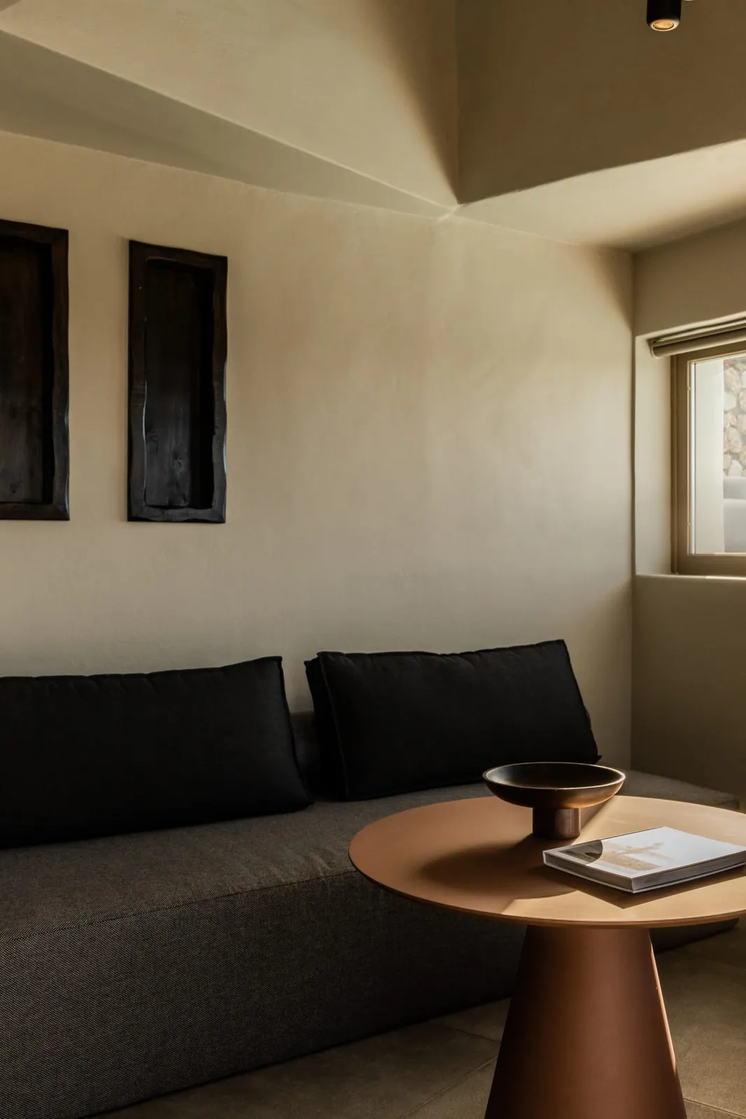 Elegant Suite with Private Heated Plunge Pool and Caldera View