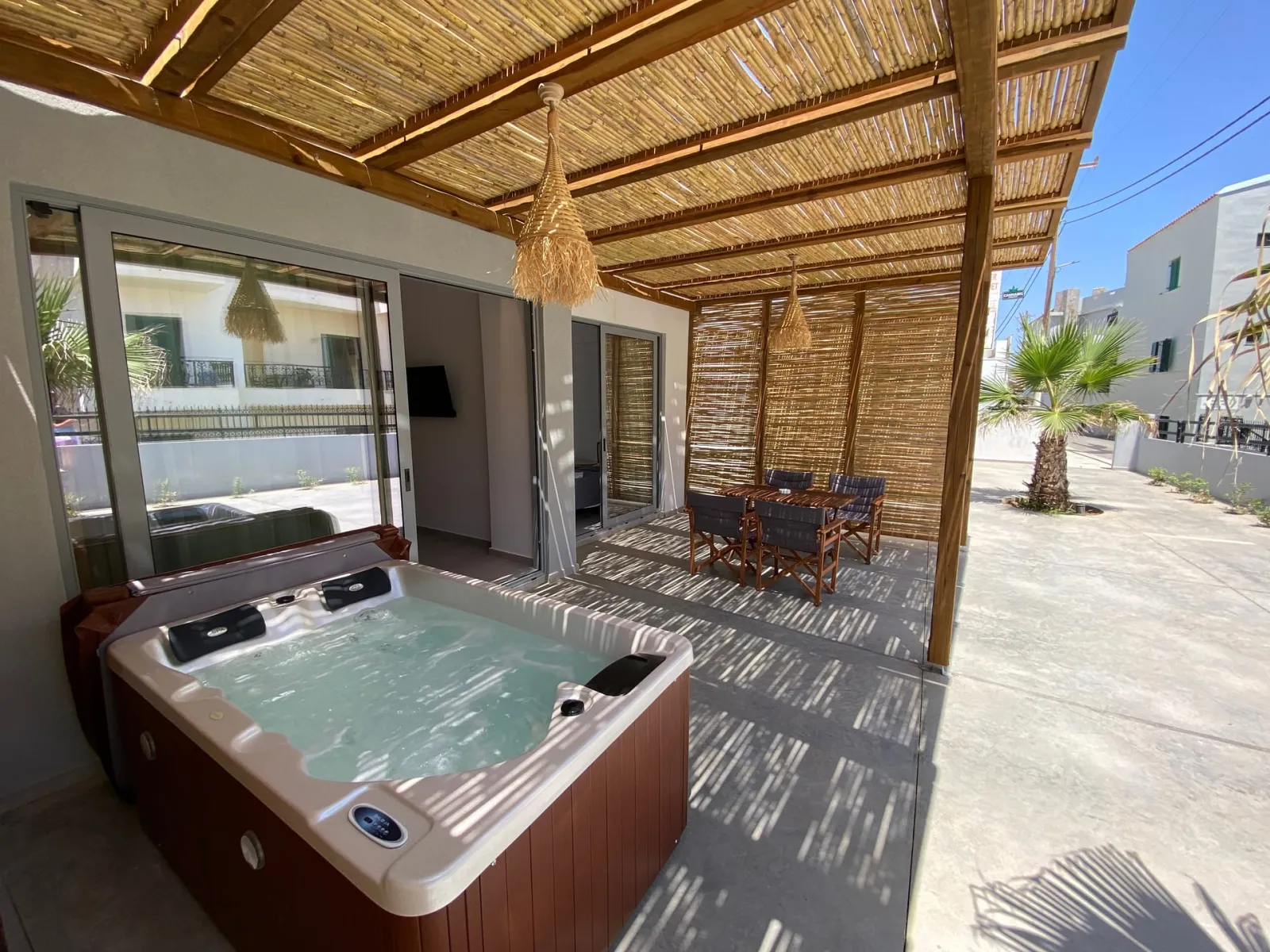 Deluxe Suite with Spa Bath