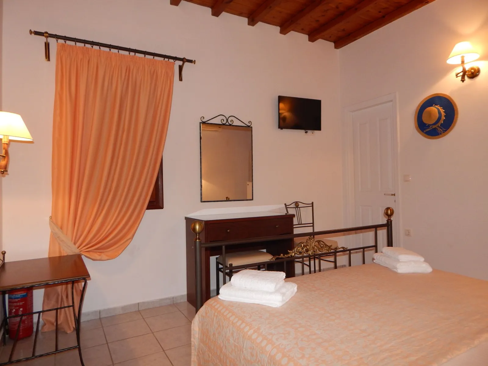 Classic Double Apartment (Ground Floor)