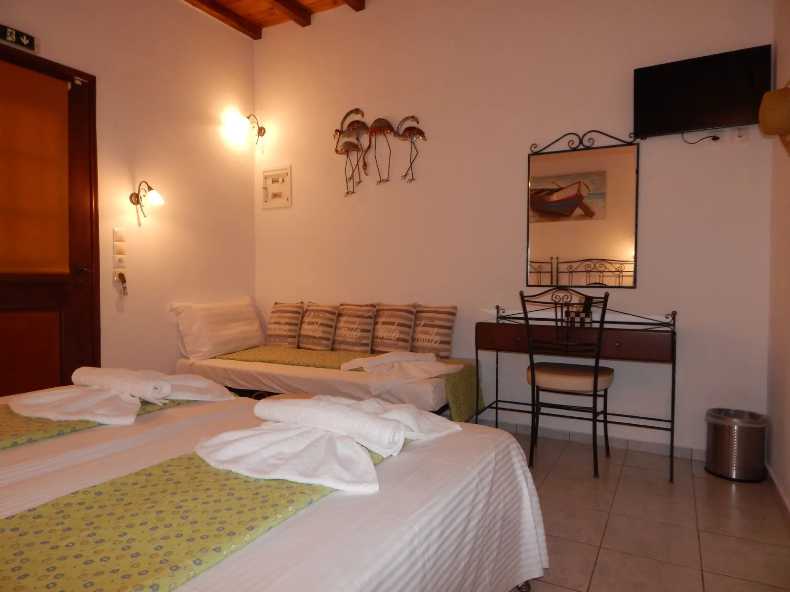 Triple Classic Apartment (Ground Floor)