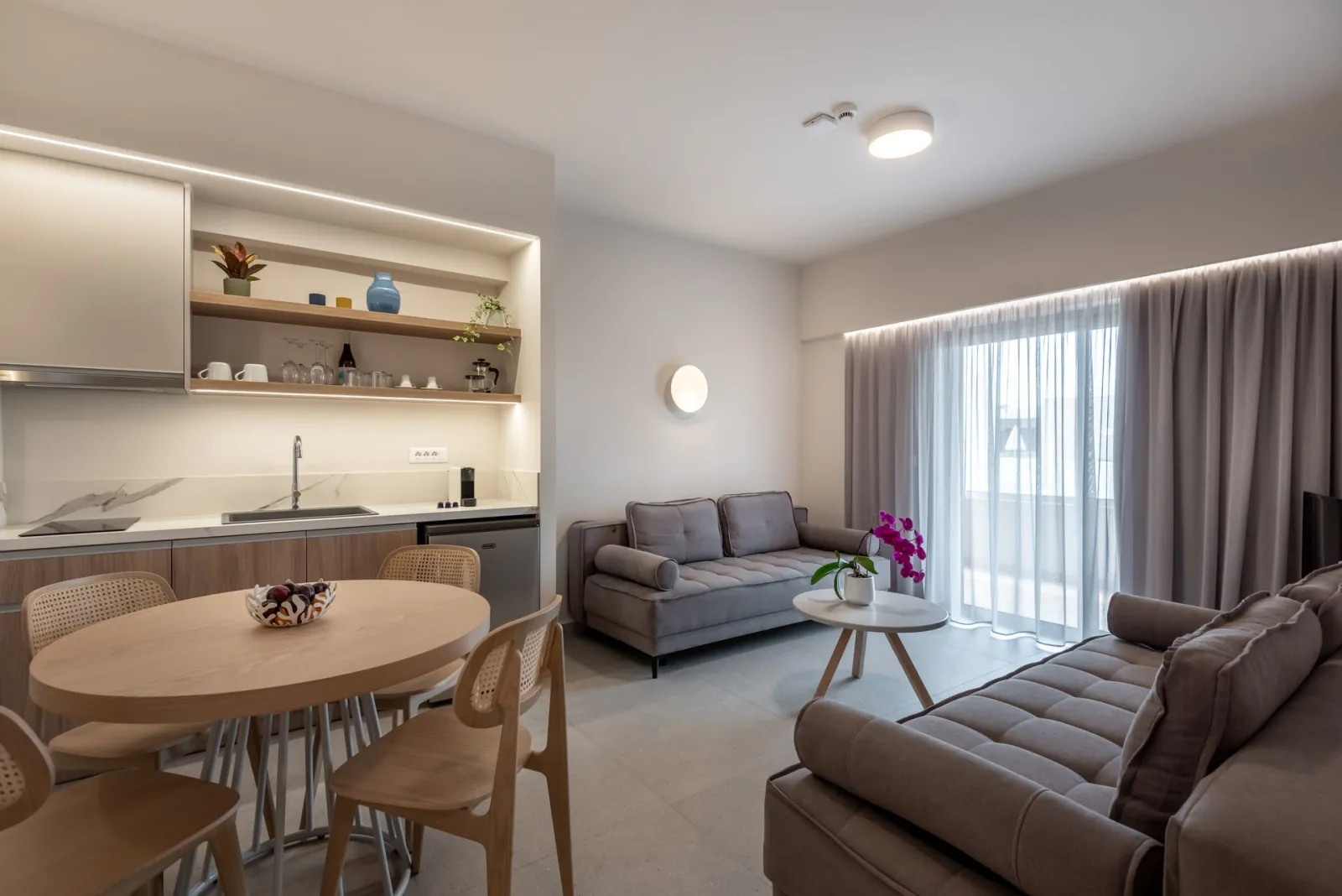 Premium One-bedroom Suite