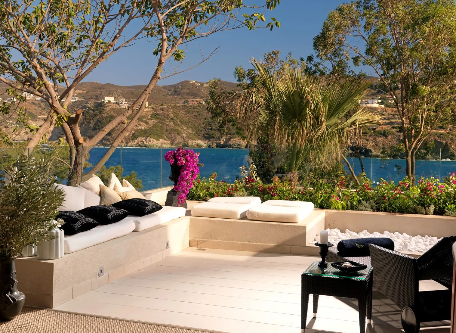 Exclusive Junior Suite with private Jacuzzi or Pool