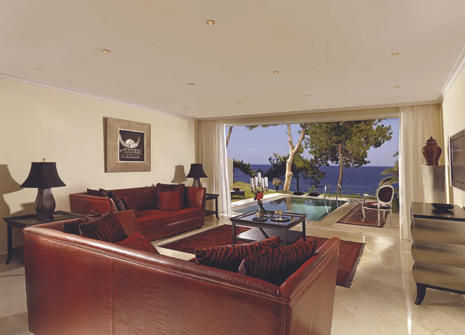 Exclusive Seafront One-Bedroom Maisonette Individual Pool