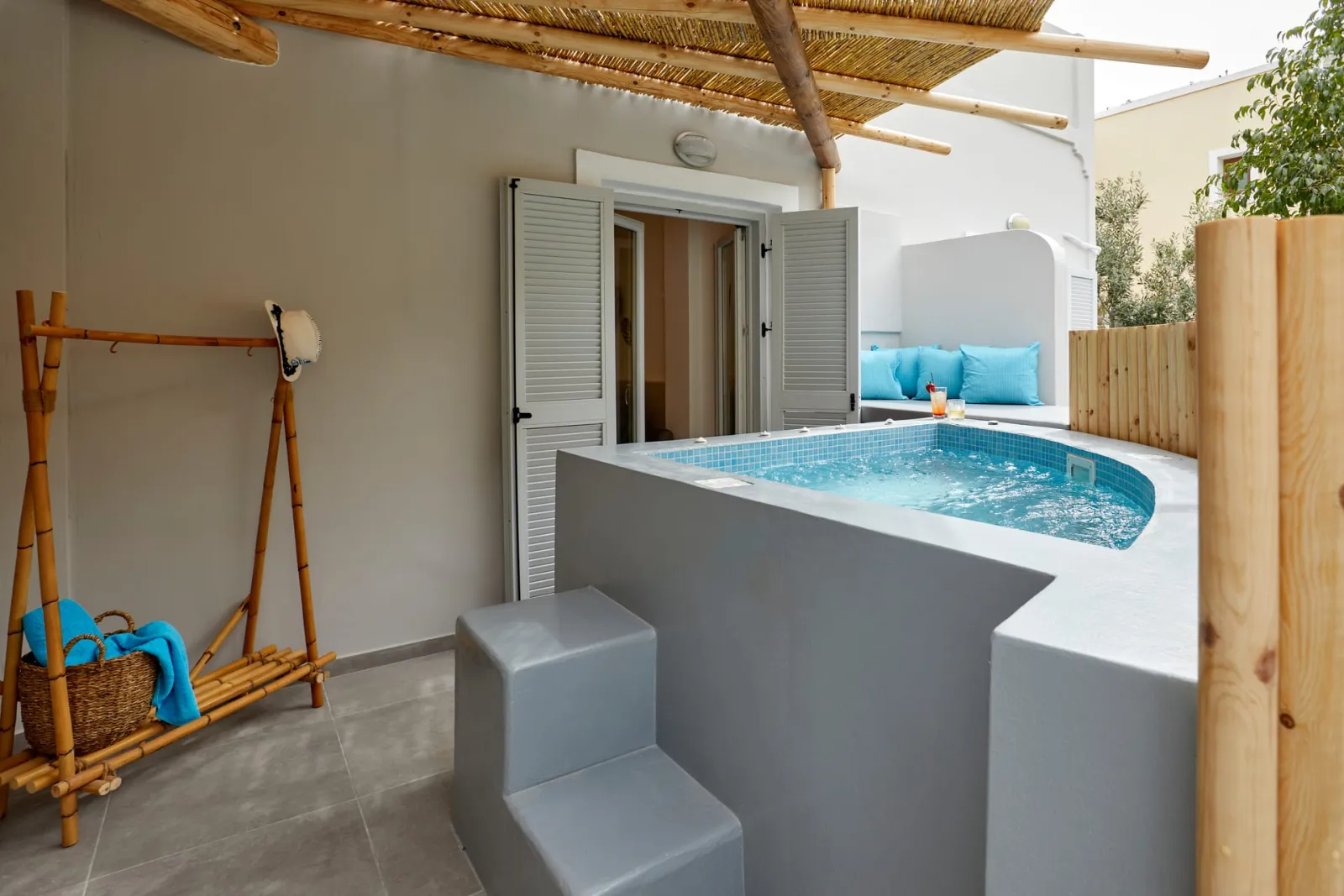 Grand Suite with Outdoor Private Jacuzzi