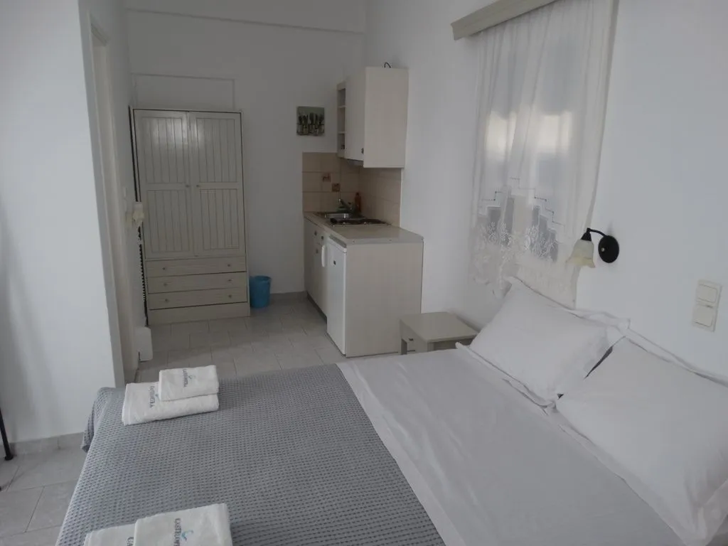 Economy Double Room with Terrace and Sea View | 6