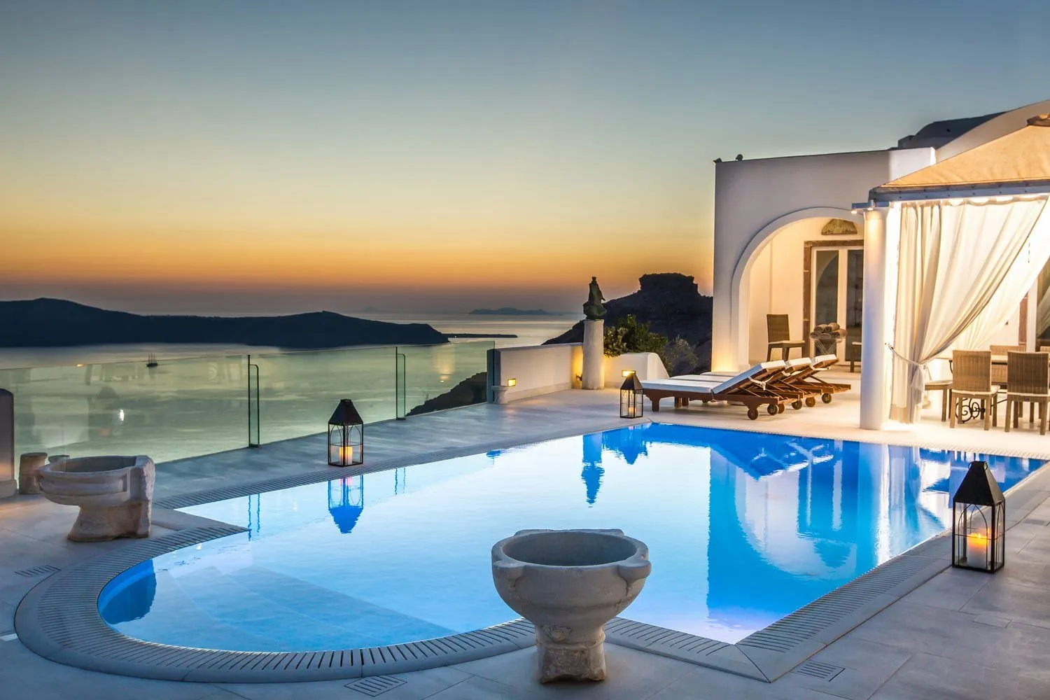 Luminela Villa