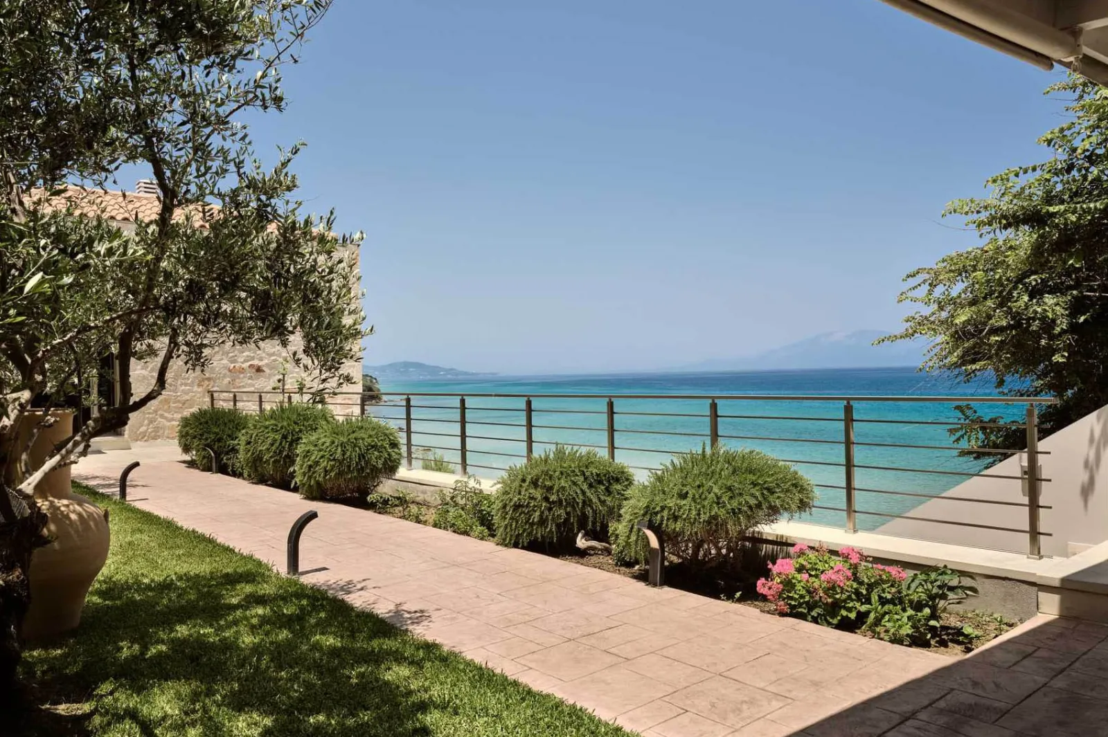 Cyana Villa