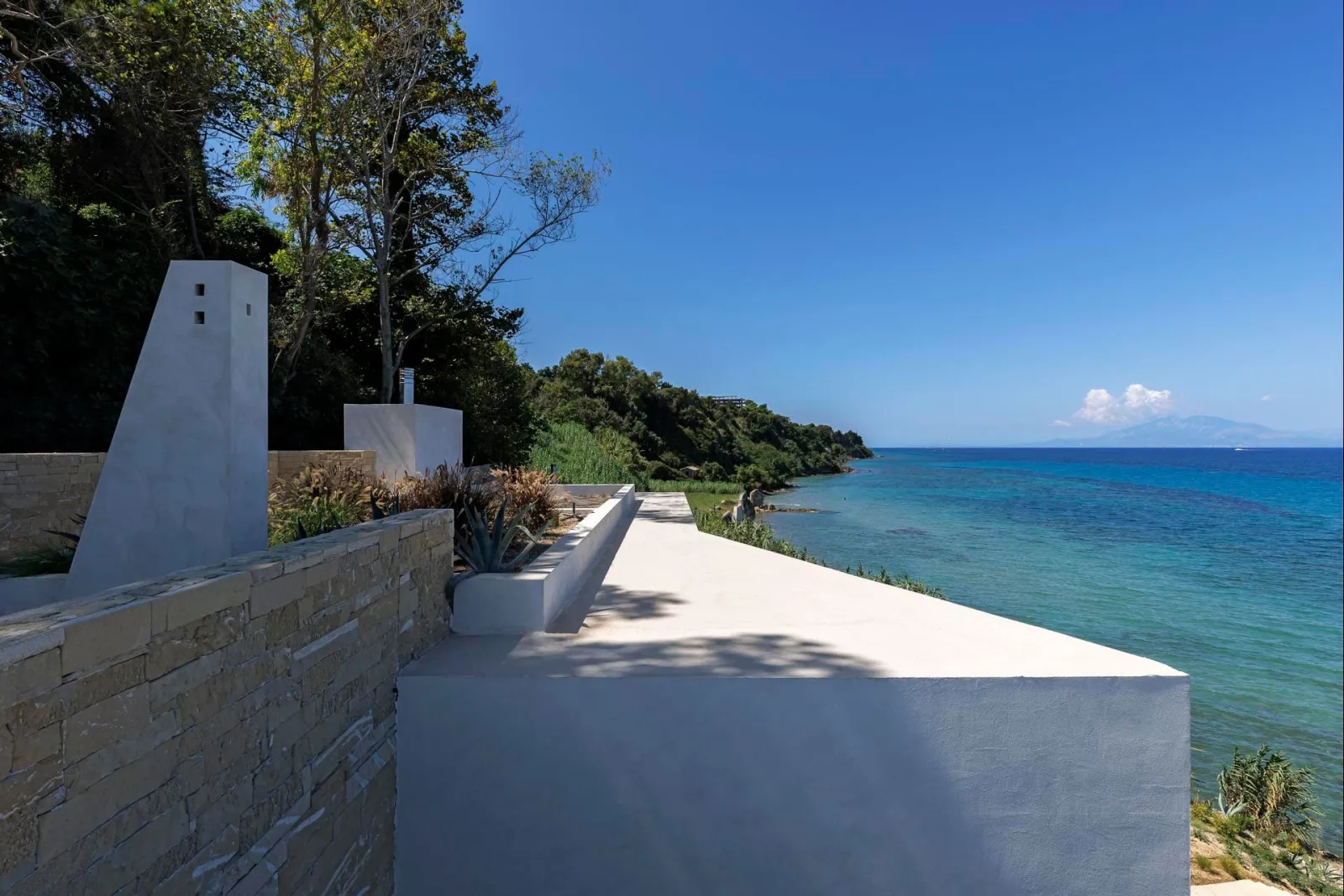 Aphelion Villa