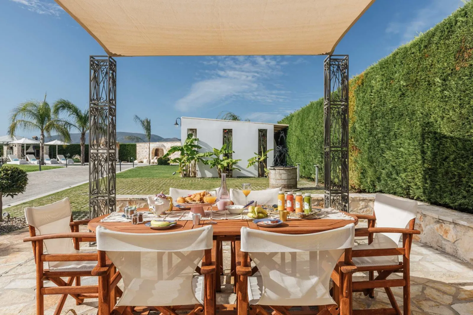 Iolanthe Villa
