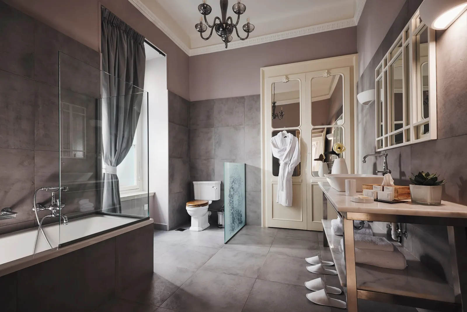 Metropolitan Suite