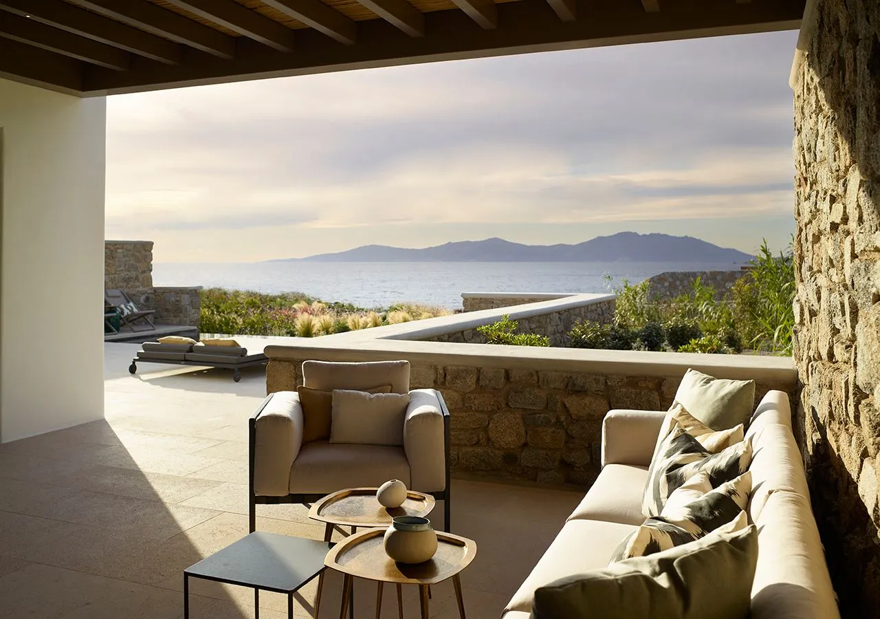 One Bedroom Suite Sea View with Private heated Pool