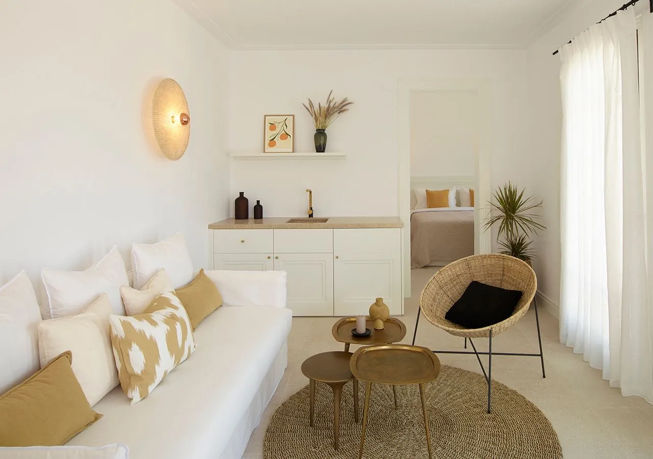 Bonzoe One Bedroom Home Sea View with Private heated Pool
