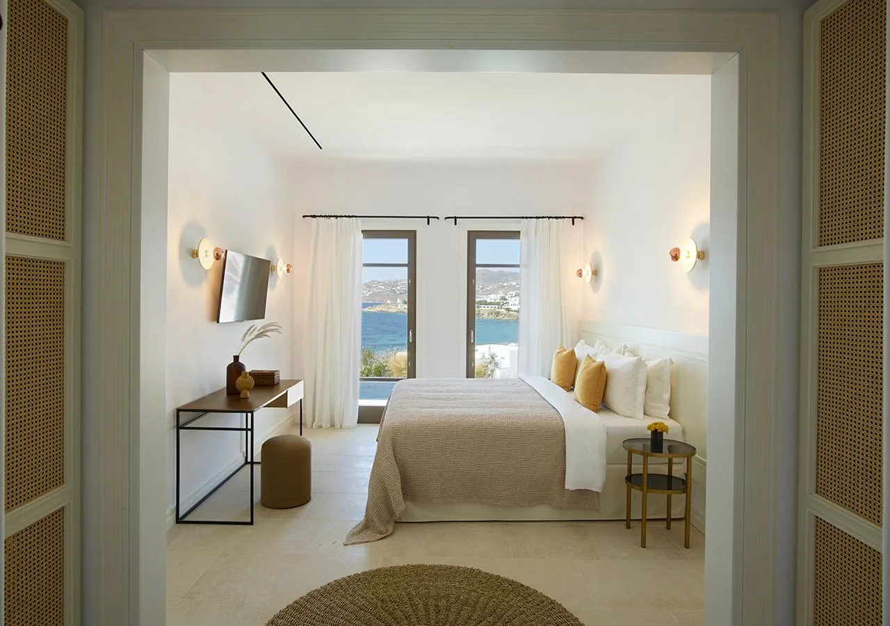 Two Bedroom Home Sea View with Private heated Pool