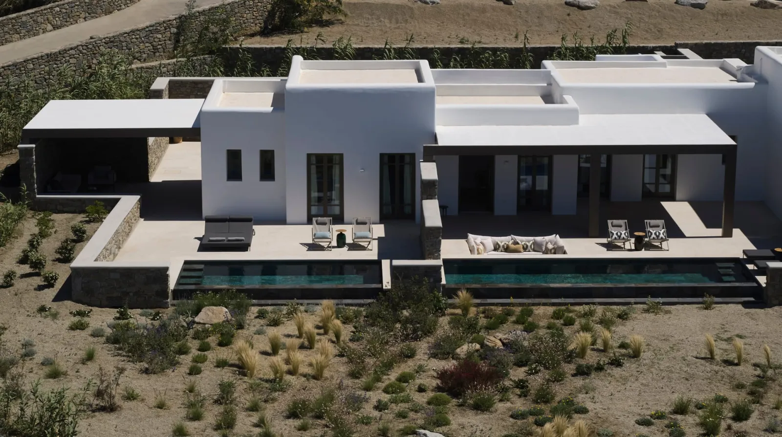 Bonzoe Two Bedroom Villa Sea View with Private Heated Pools