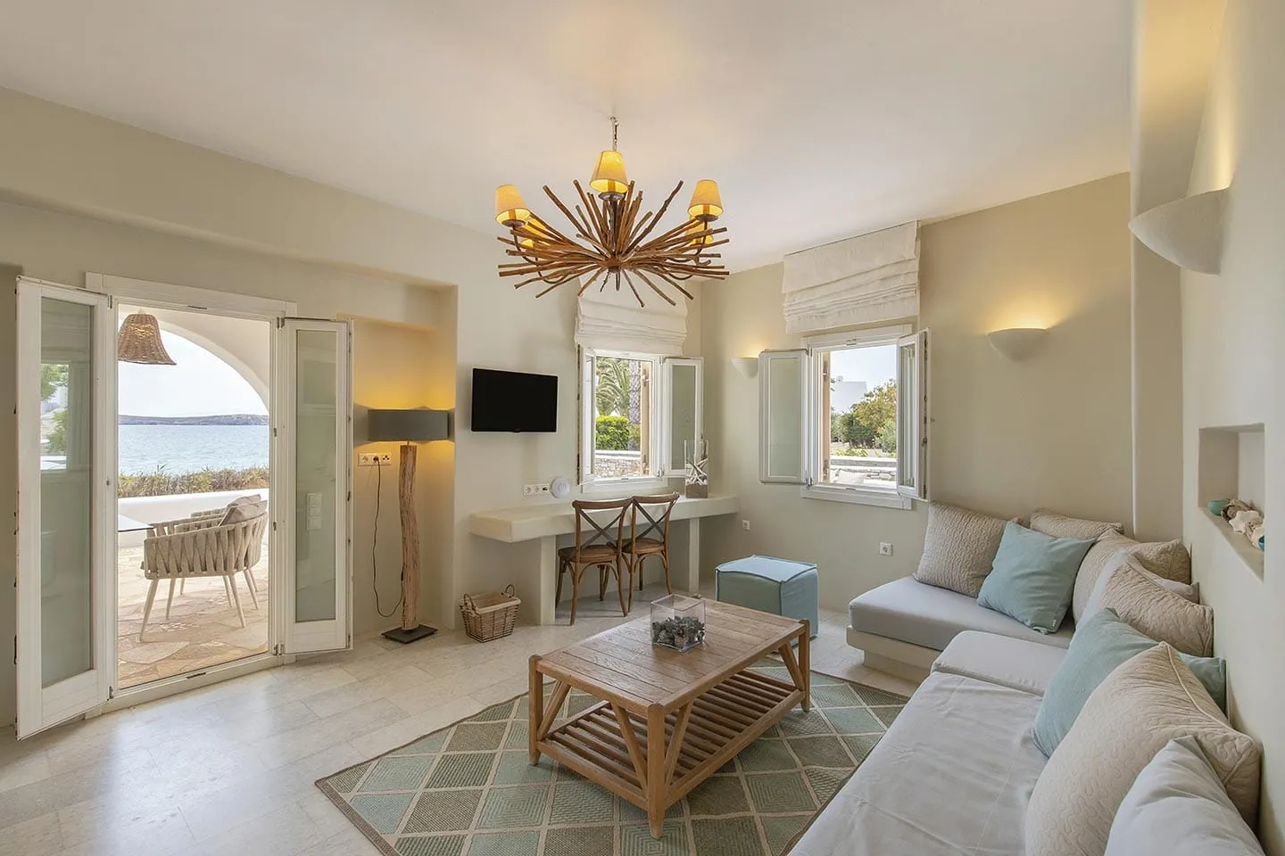 Seafront Maisonette