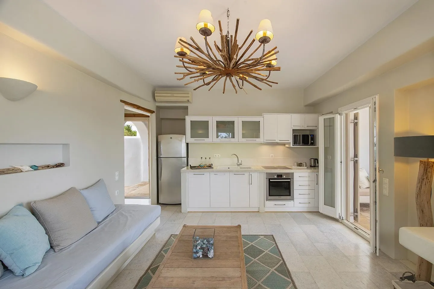 Seafront Maisonette