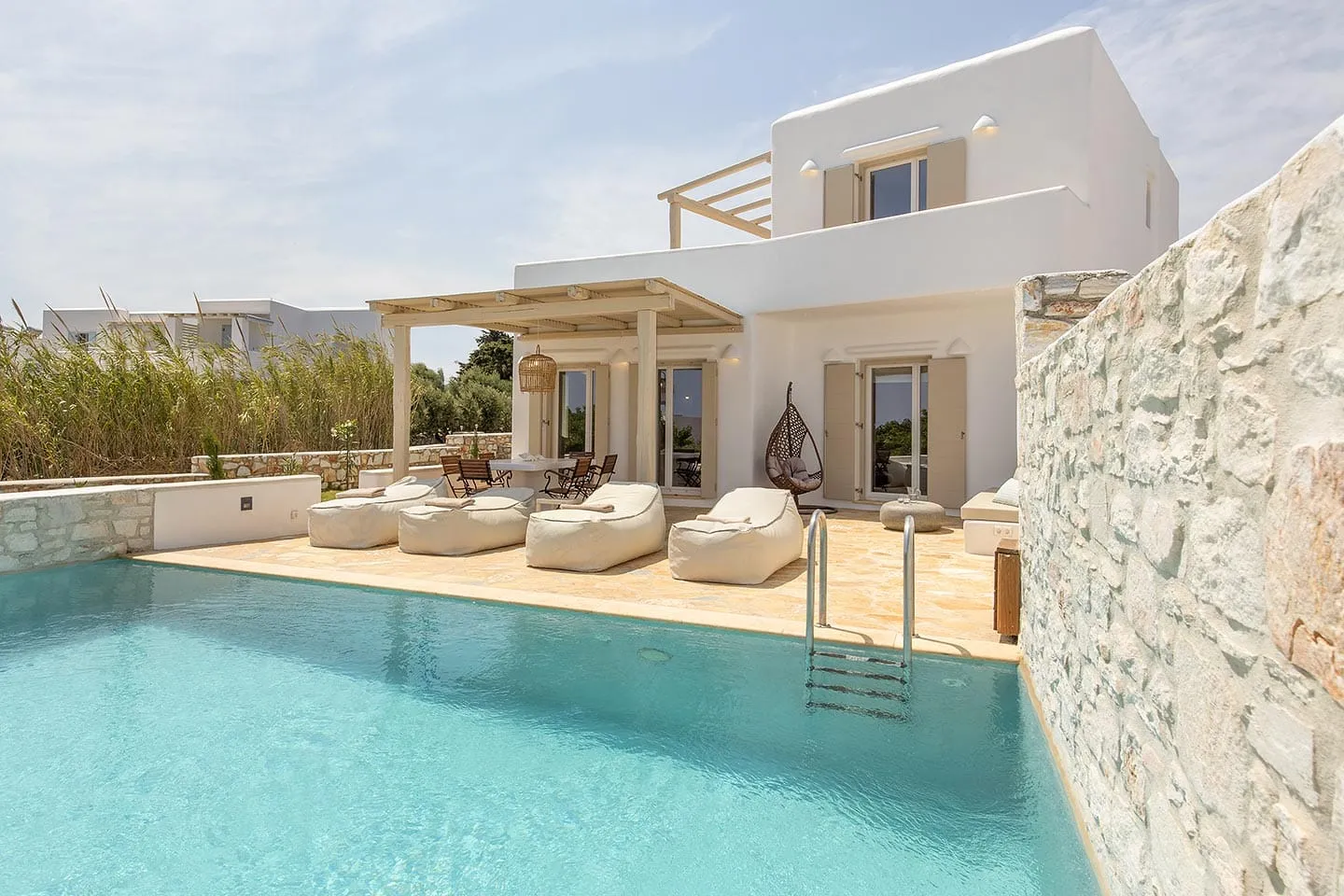 Villa private pool (6 pax)