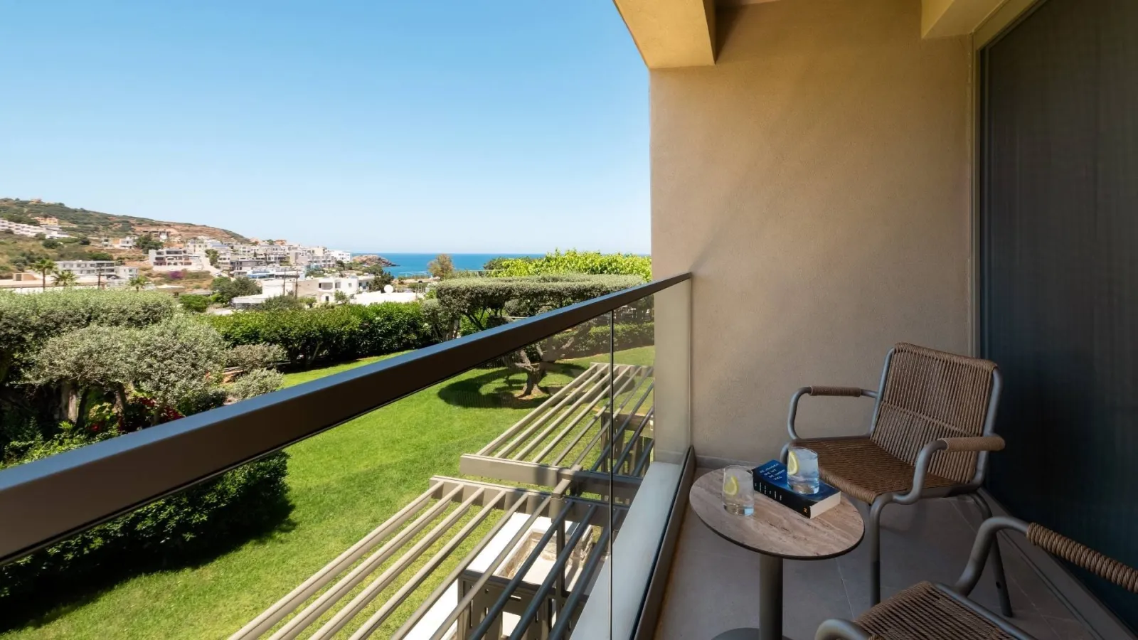 Superior Double Side Sea View