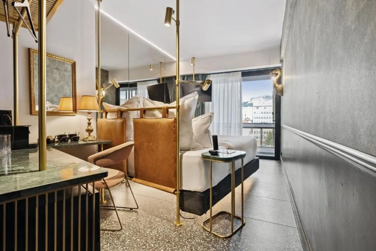 Savvy room with Balcony