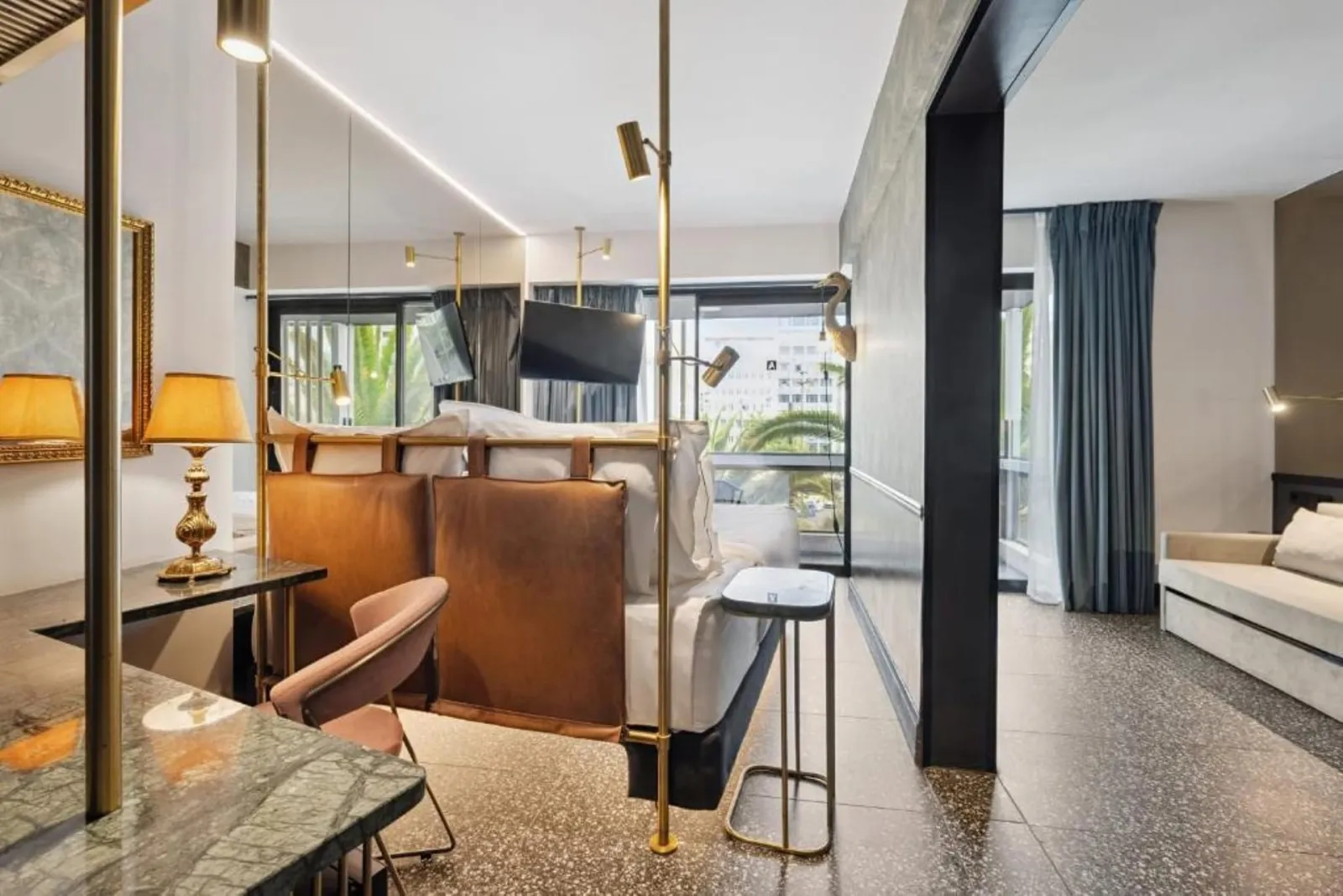 Junior Suite with Balcony &amp; City View