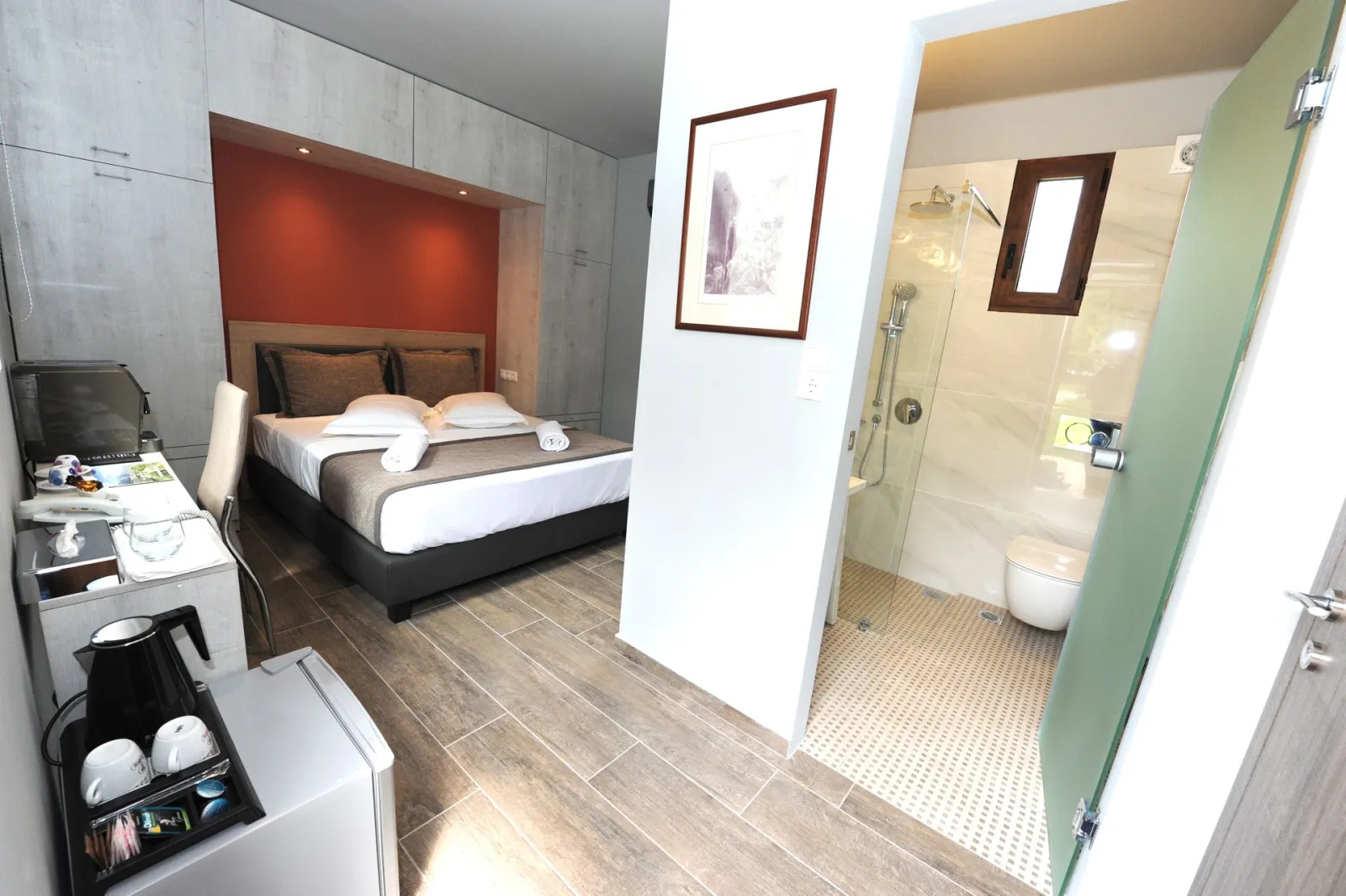 Deluxe Room Queen Bed