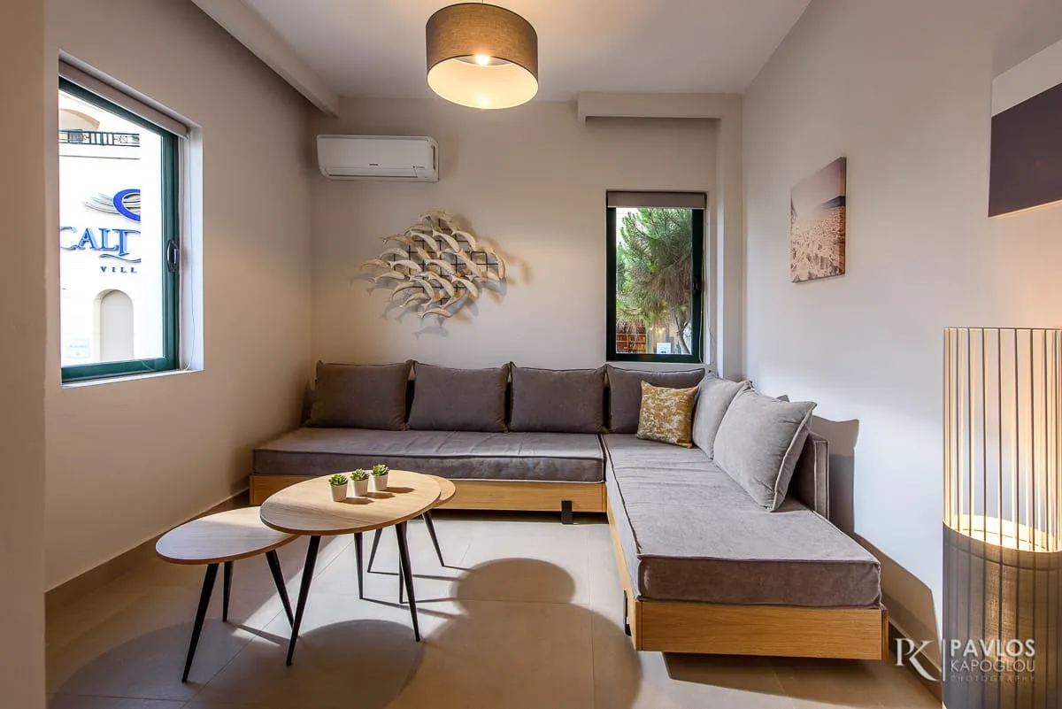 One Bedroom Apartment Inland View