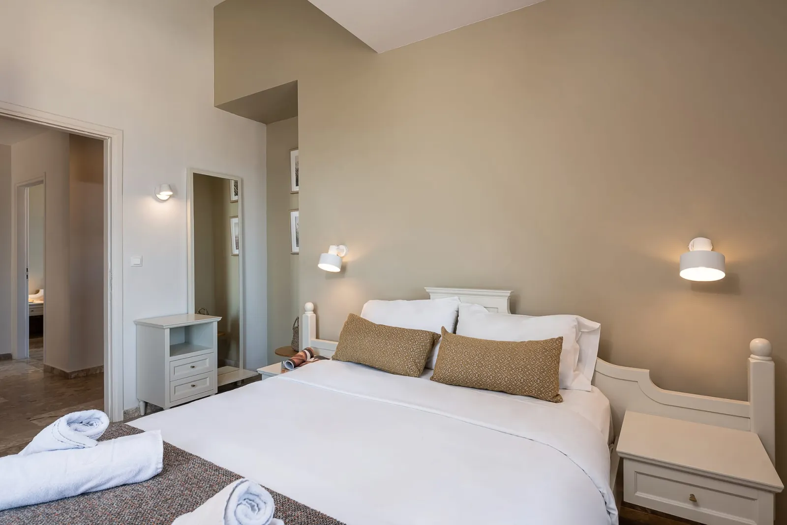 Two Bedroom Apartment Inland View