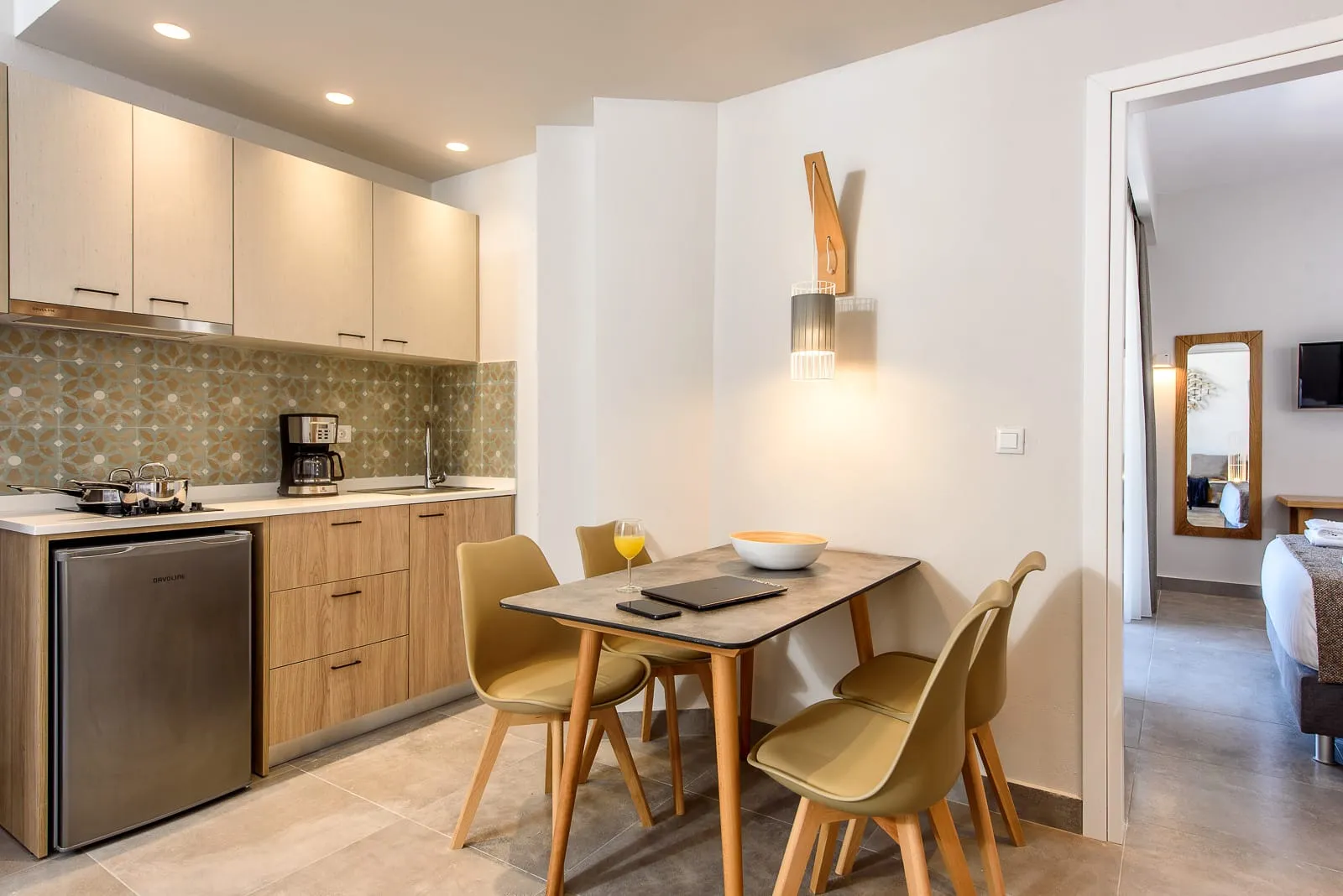 One Bedroom Apartment Shared Pool Limited Sea View