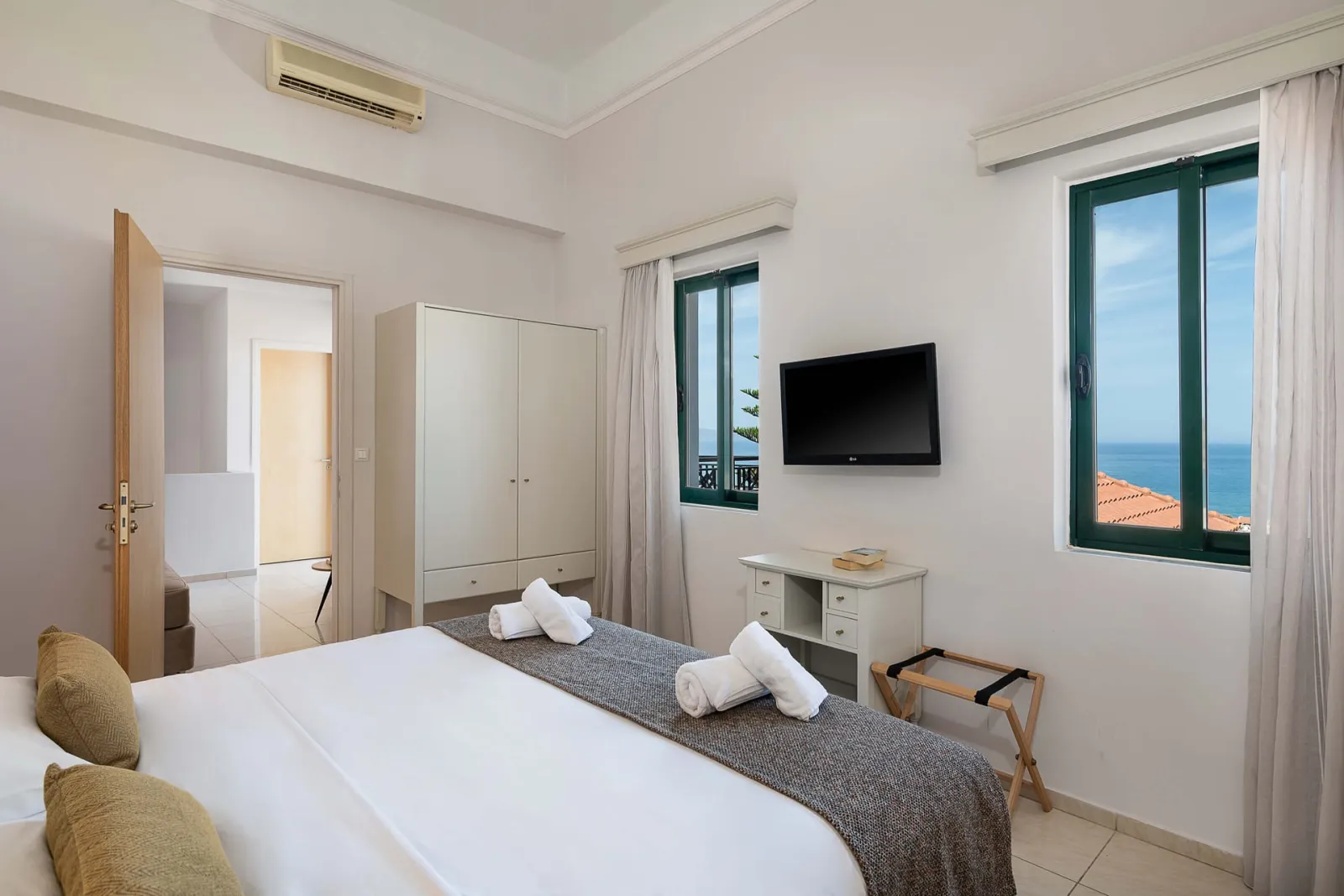 Duplex Two Bedroom Apartment Sea View