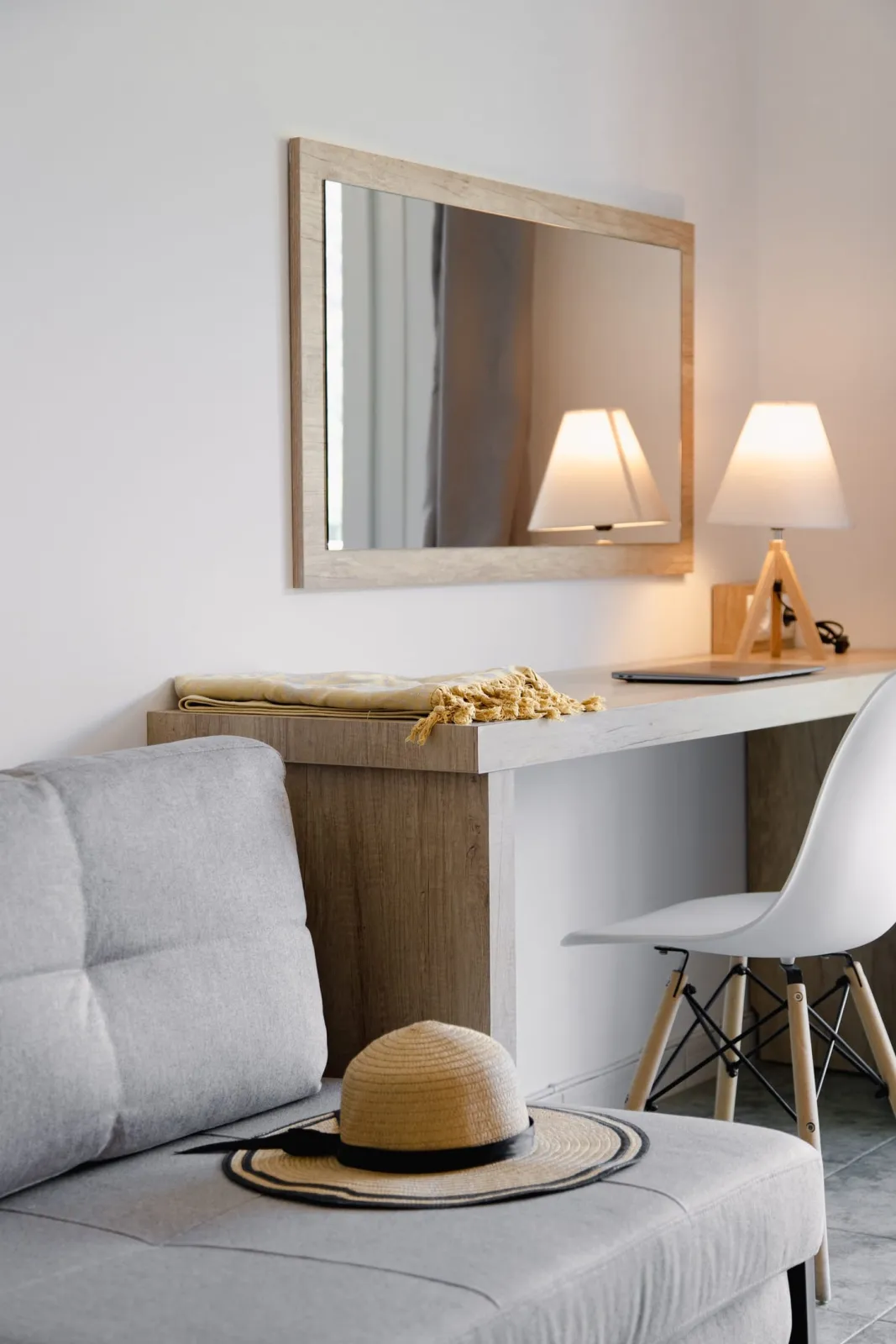 Family Room - Mountain View