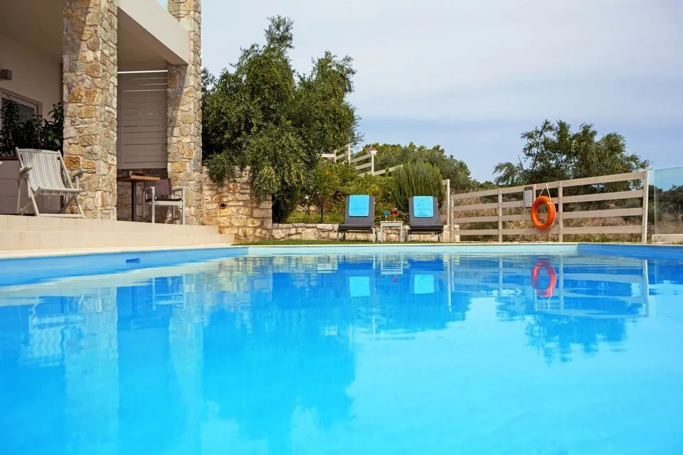 Swim Up Deluxe Suite