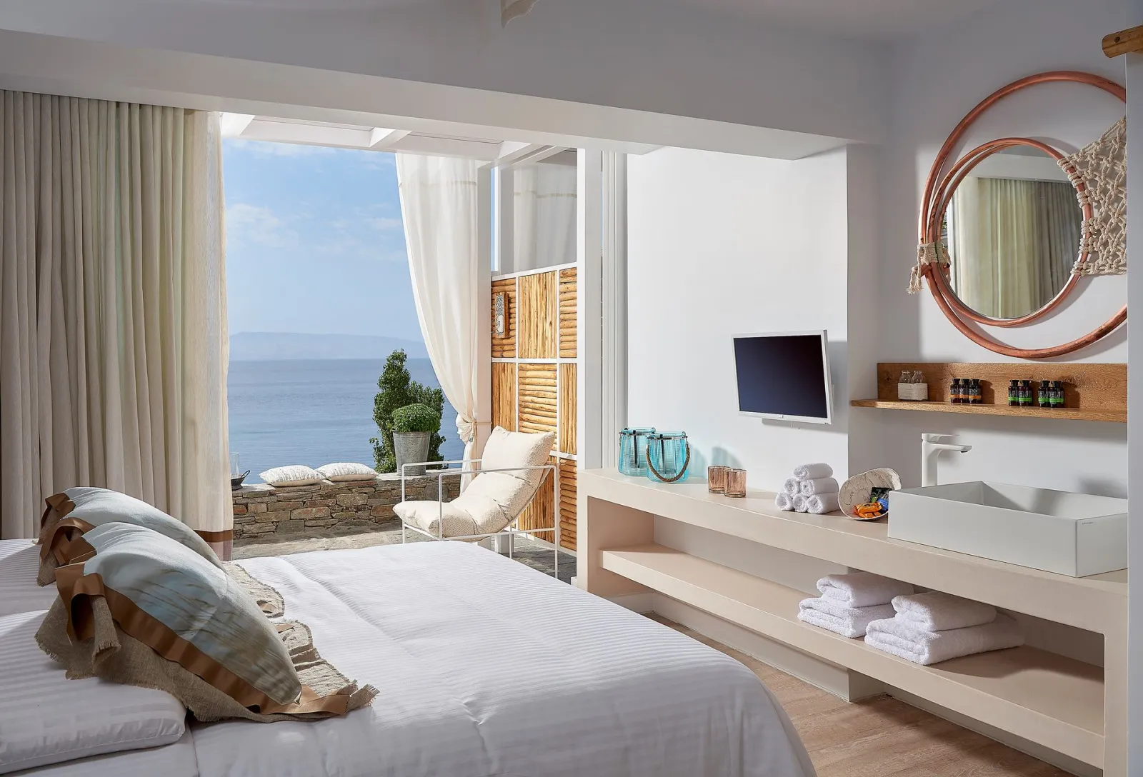 Deluxe Small Double Room with Sea View