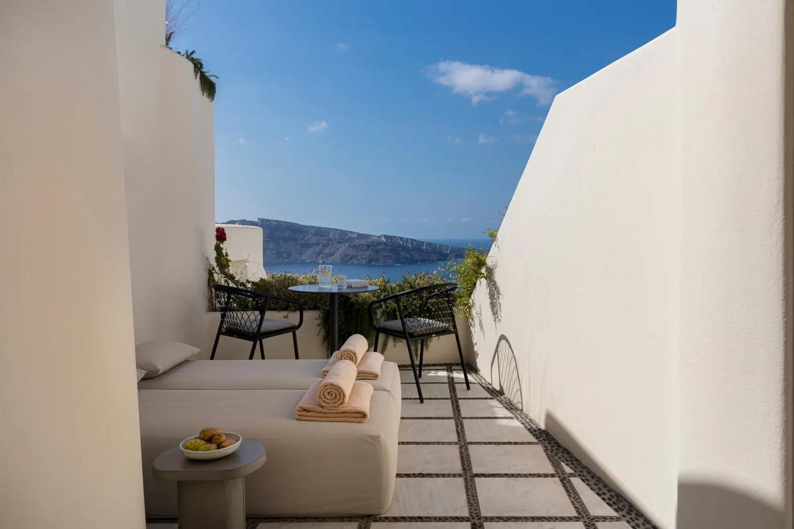 Superior Suite Plunge Pool Caldera Sea View