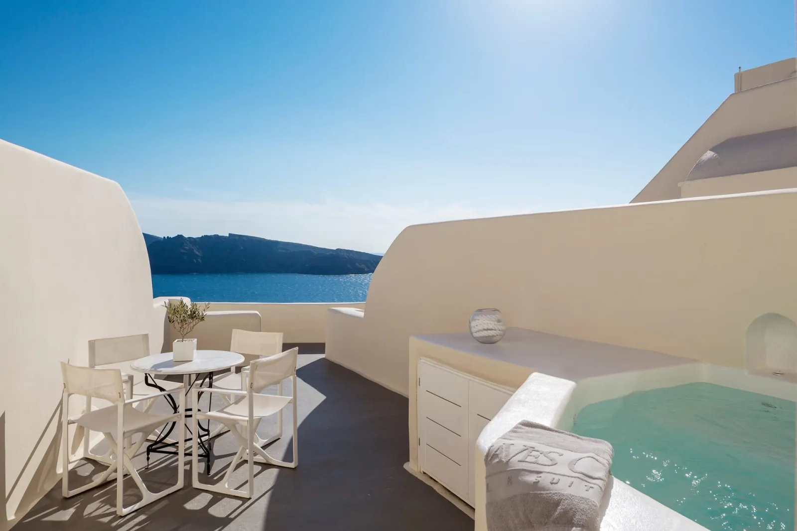 Two Bedroom Suite Plunge Pool Caldera Sea View