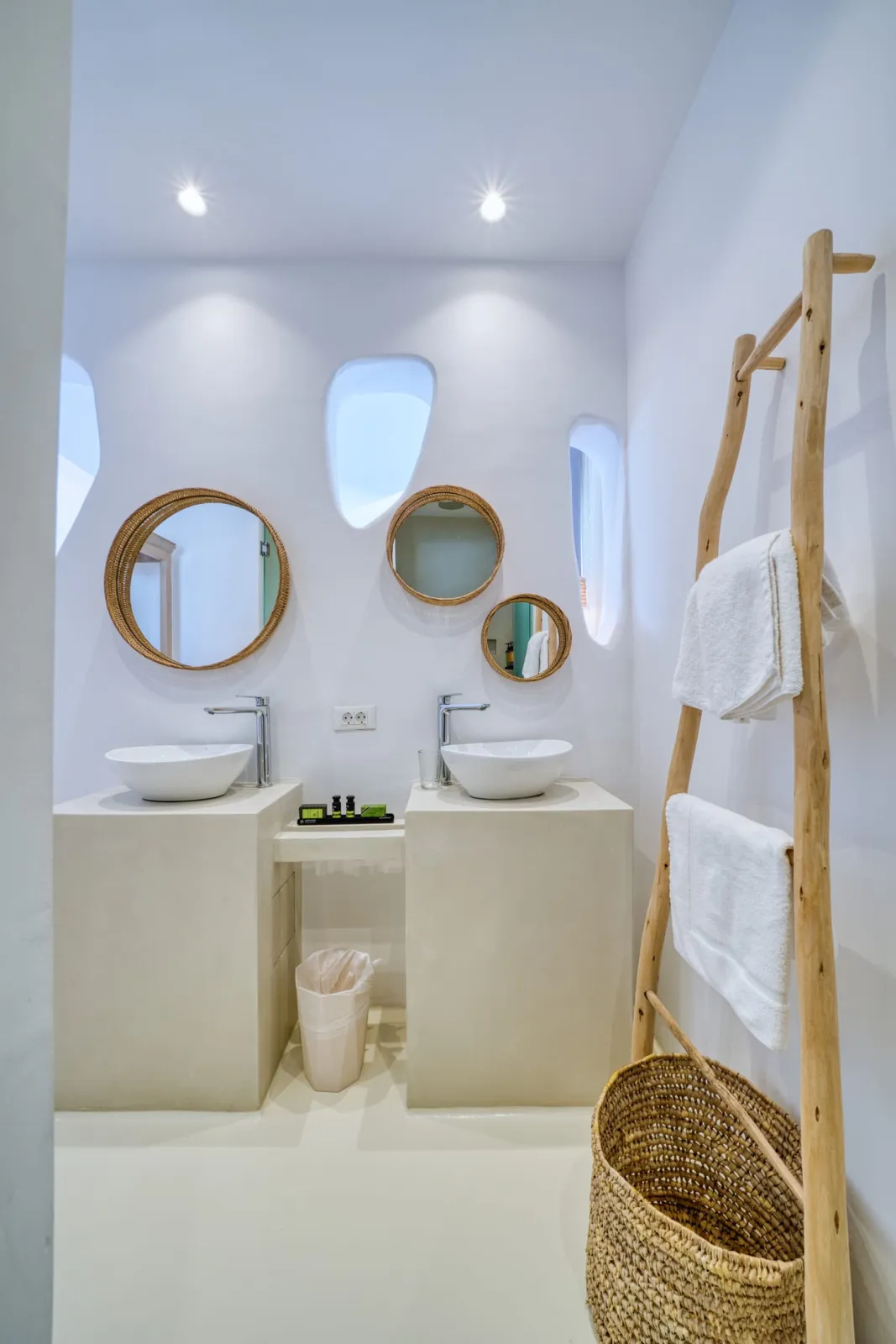 Superior Double Room with Jetted Tub