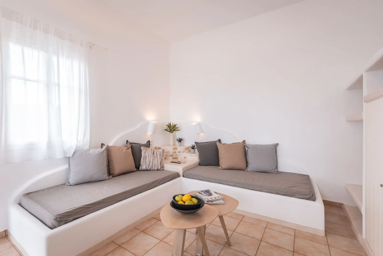 One Bedroom Sea View Suite Ground Floor