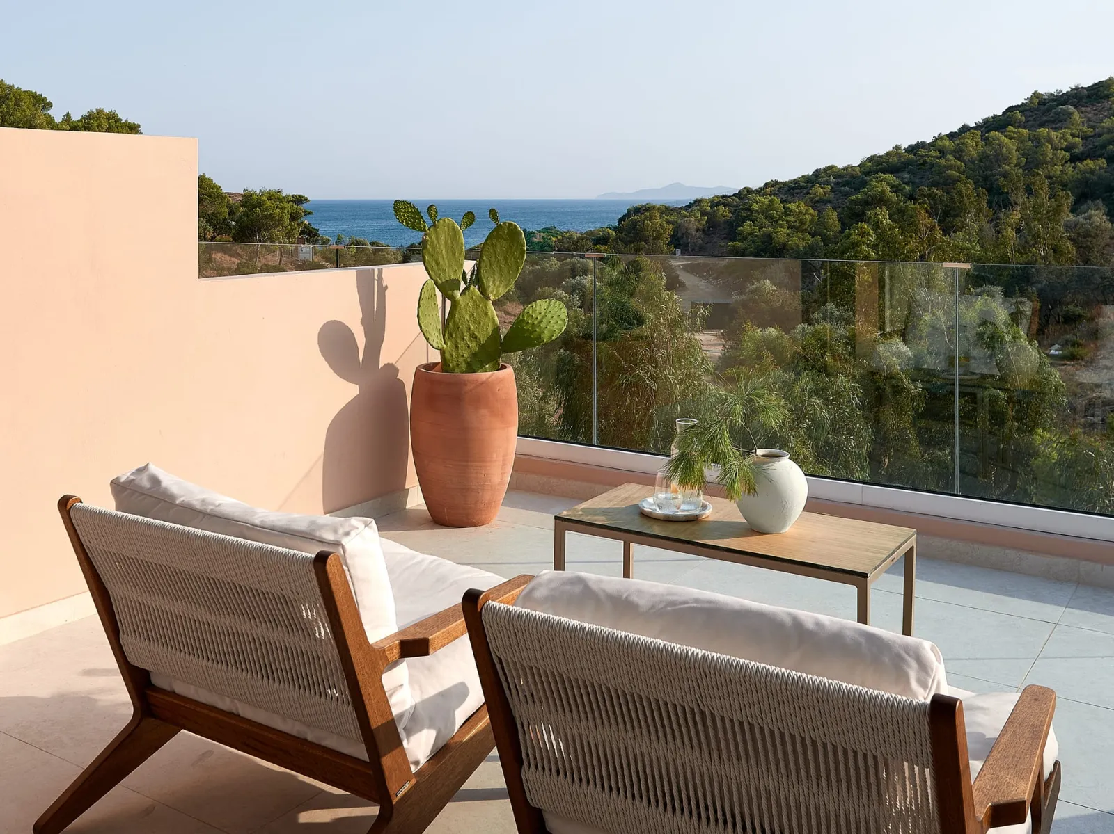 Deluxe Family Room Side Sea View
