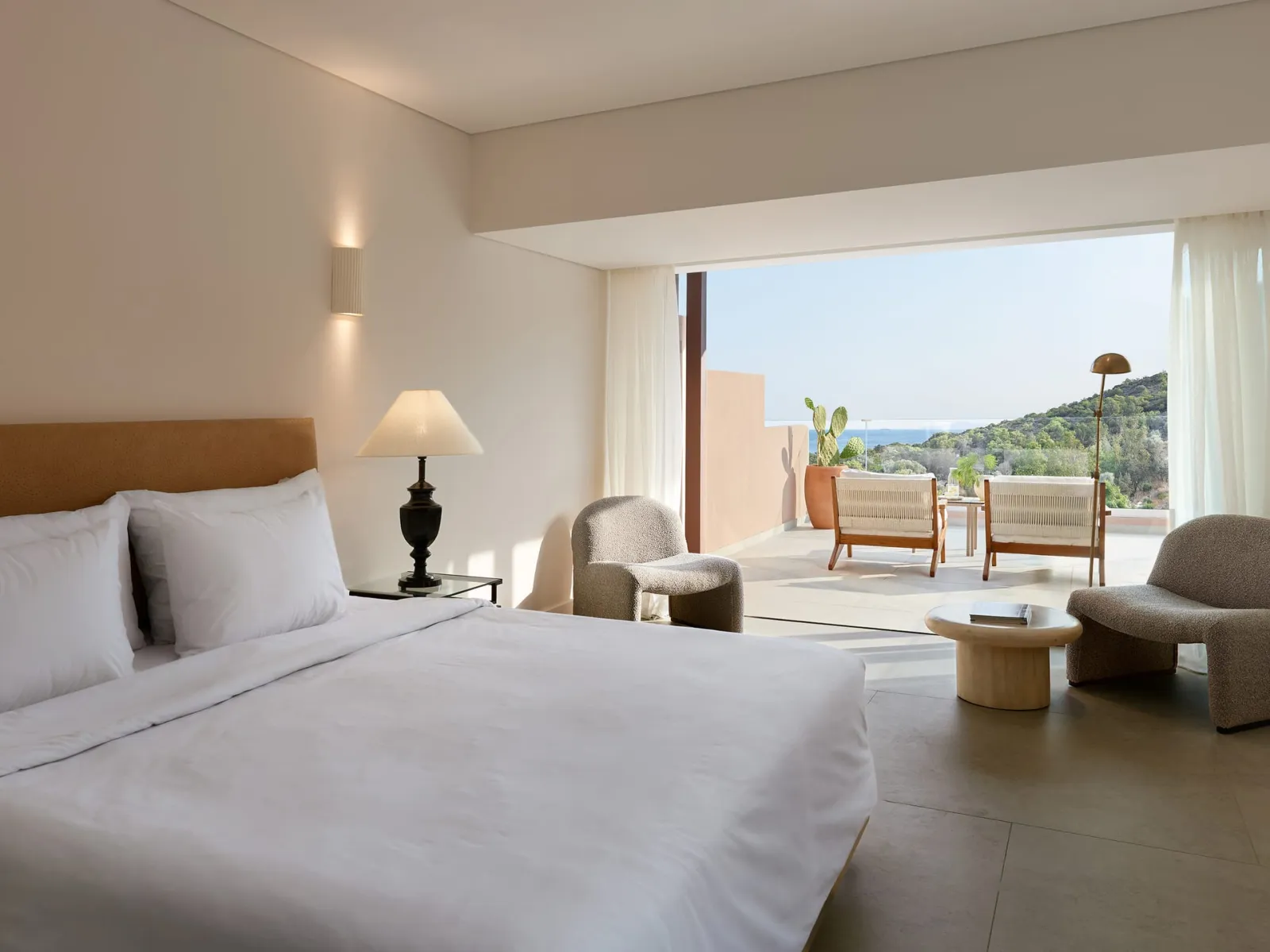 Deluxe Family Room Side Sea View