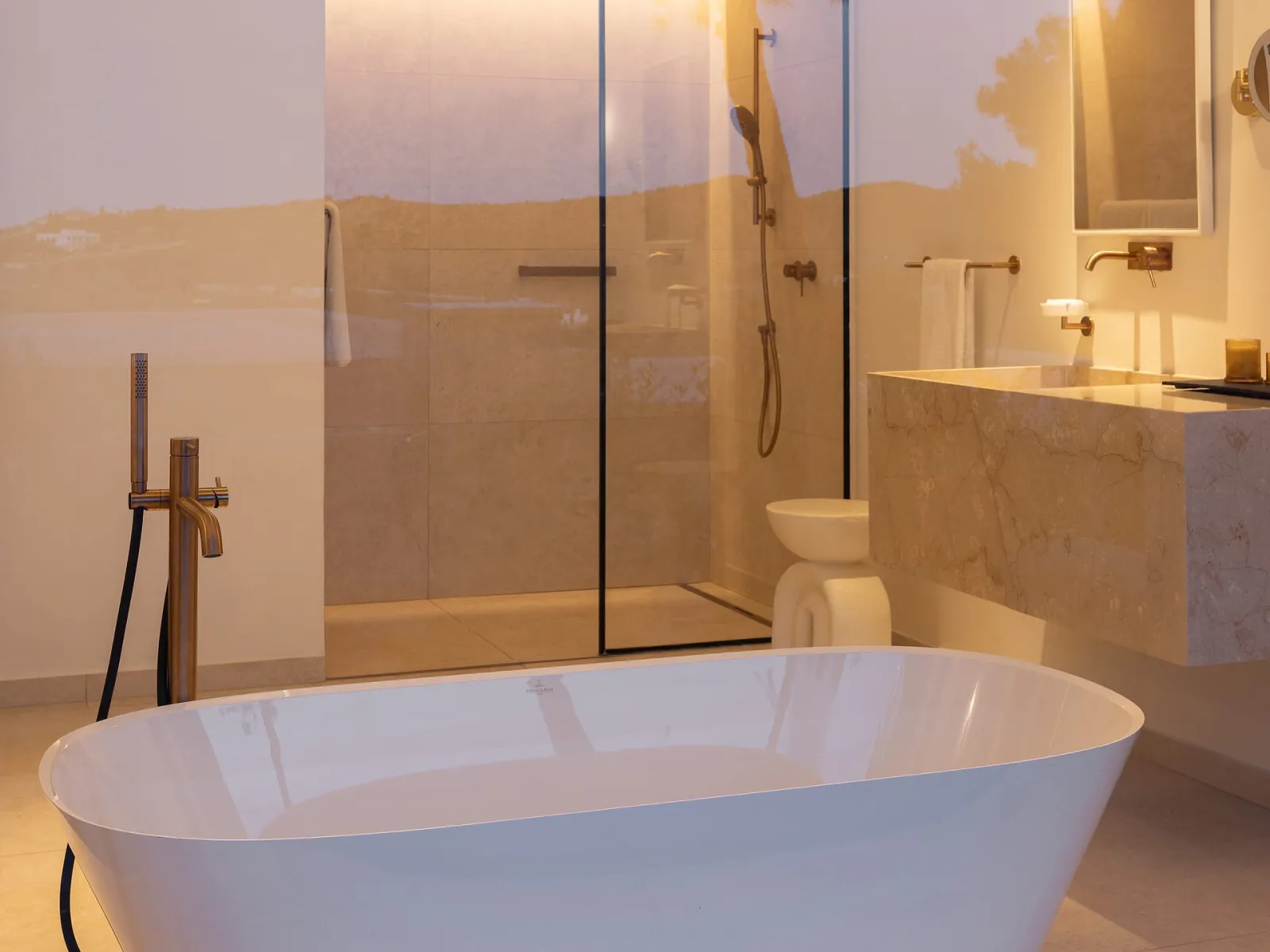Swim-Up Junior Suite