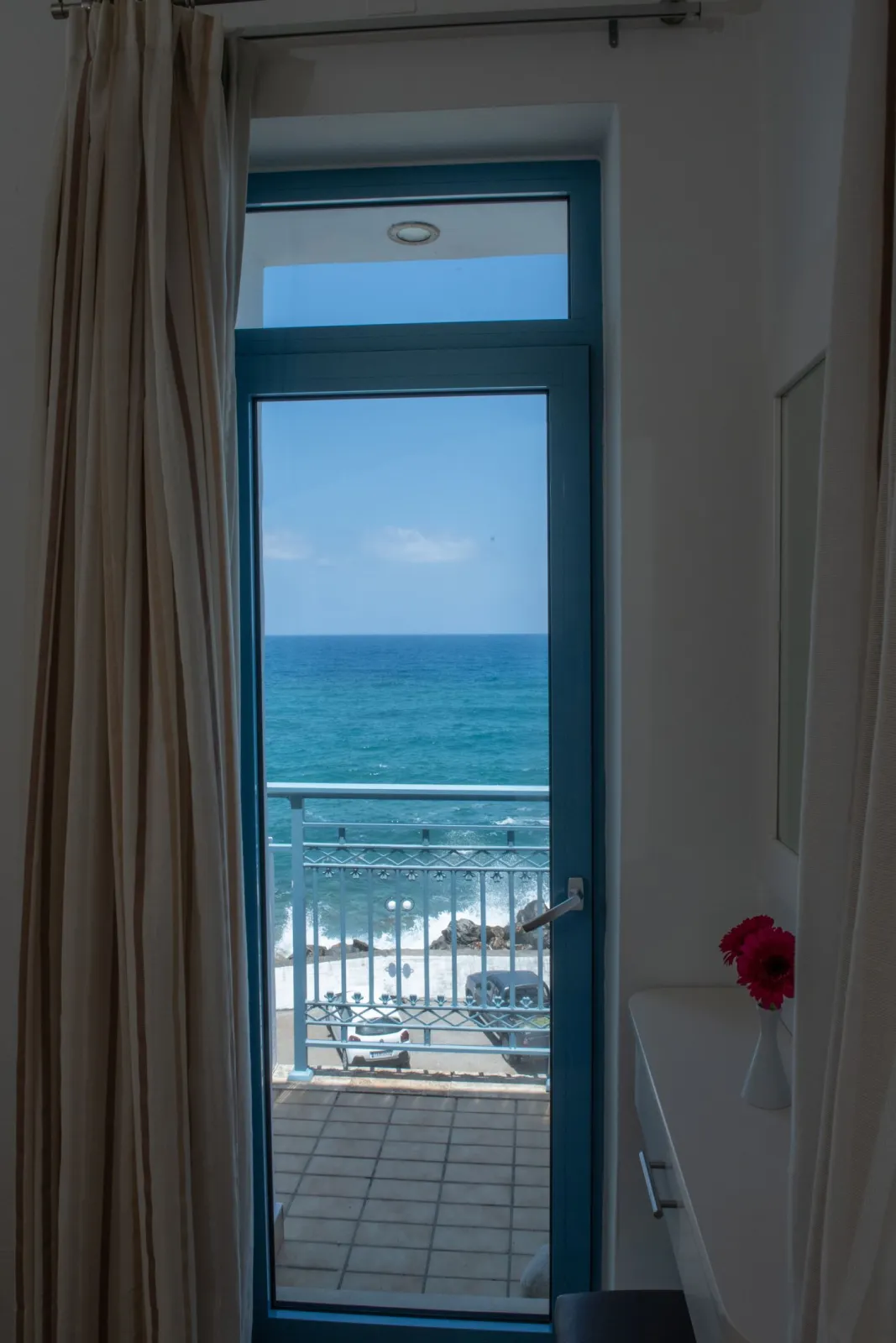 Captain's Grand Suite 3 Bedroom with Sea-View