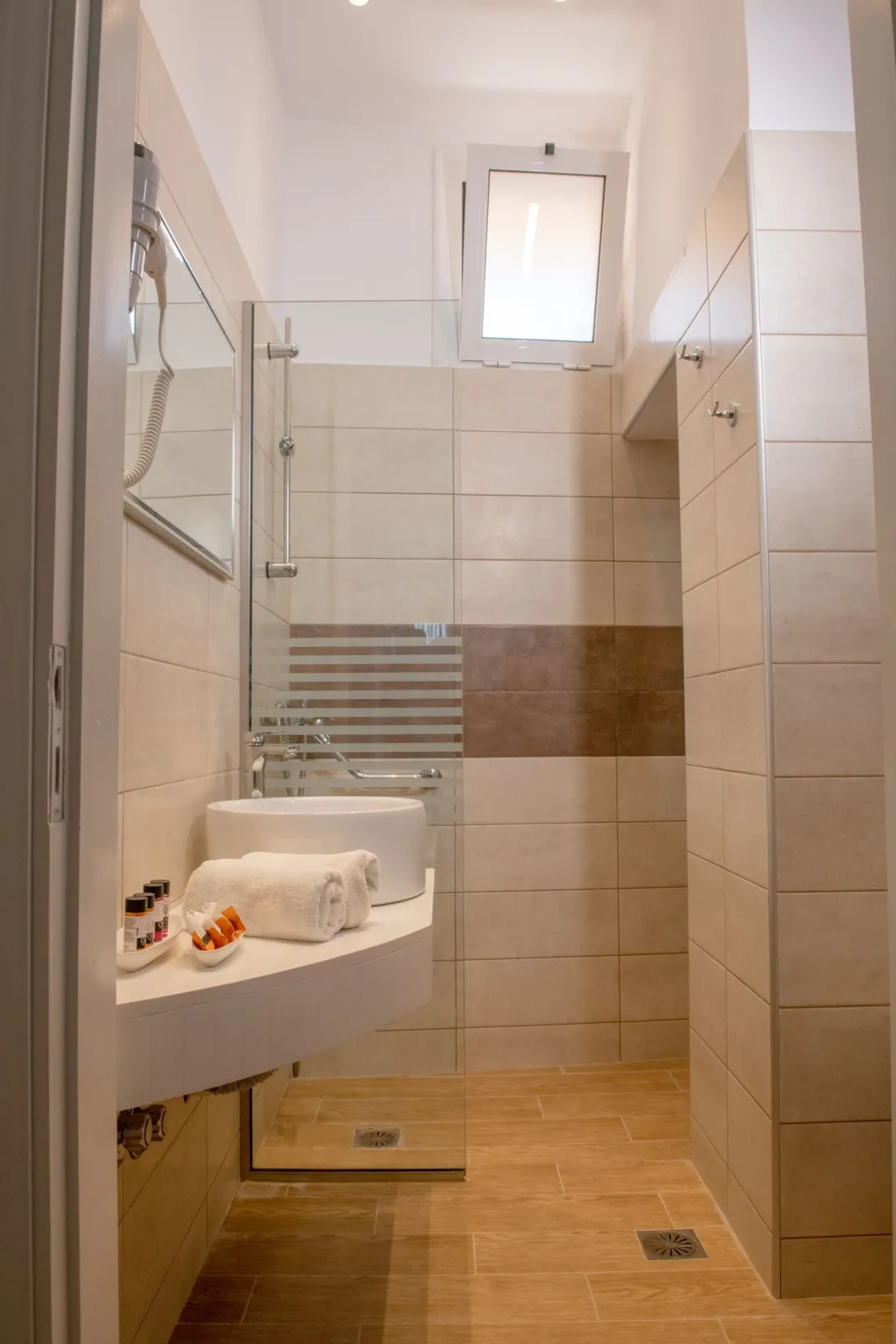 Captain's Grand Suite 3 Bedroom with Sea-View