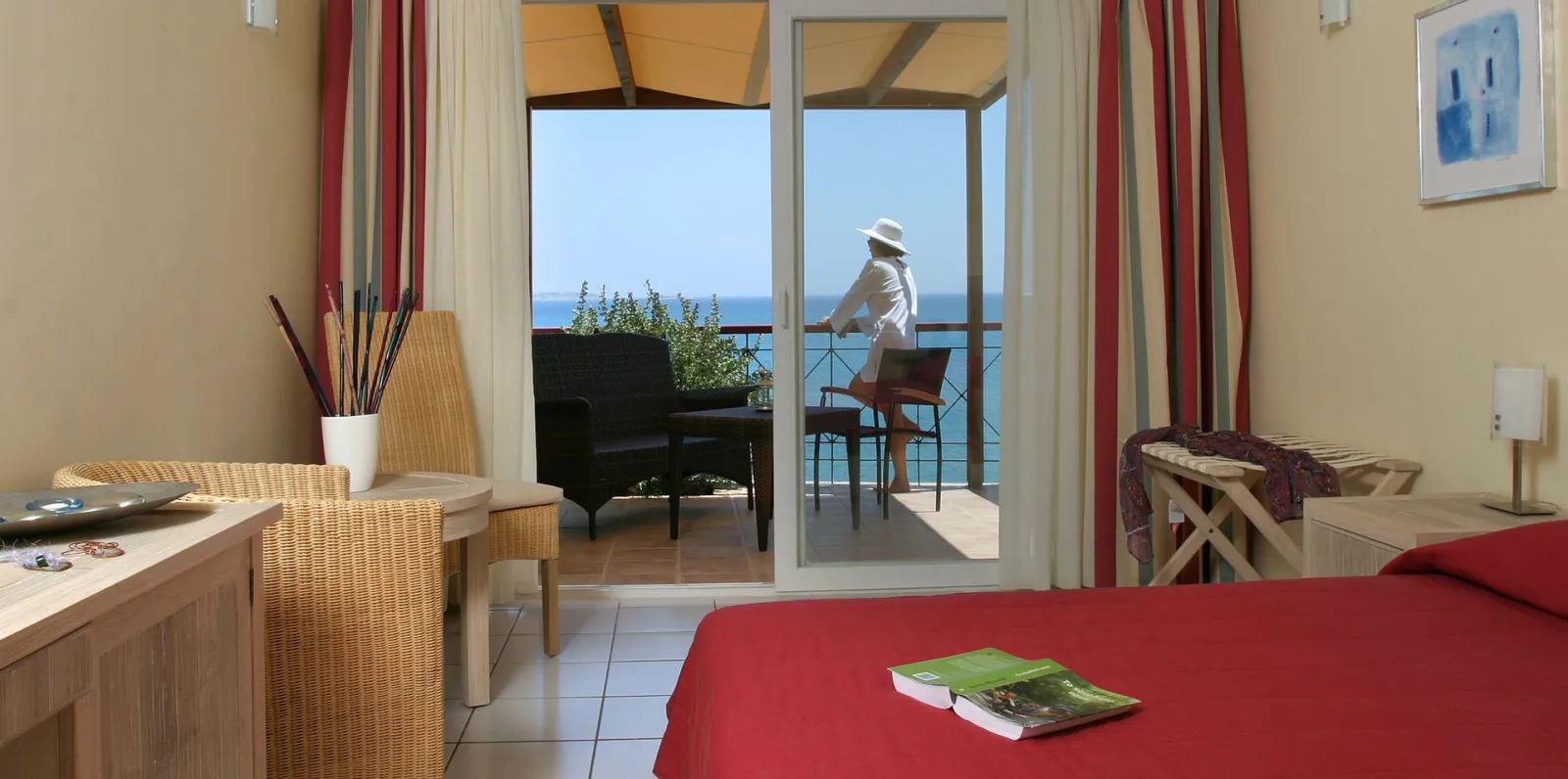 Cozy Double Room with Sea View