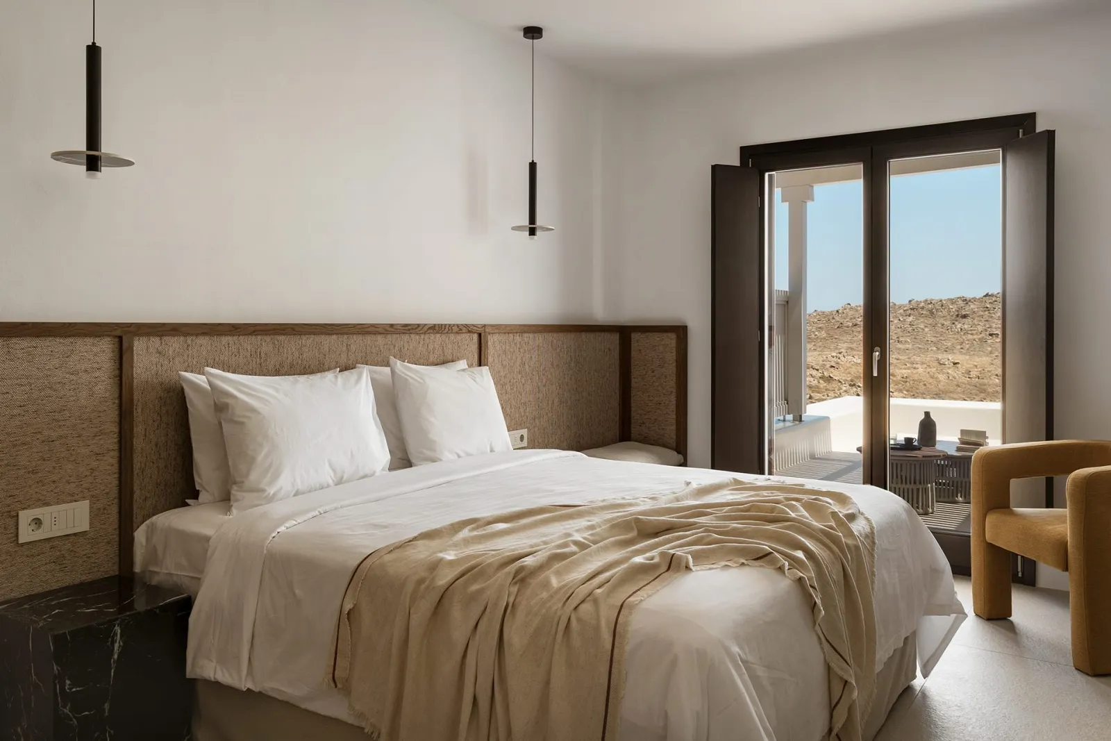 Junior Seaview Jacuzzi Suite
